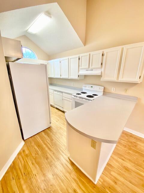 ASHLAND MANOR - Residential Lease