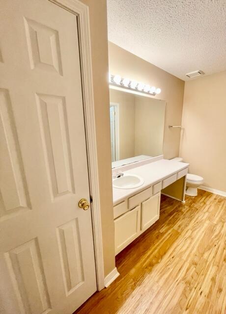 ASHLAND MANOR - Residential Lease