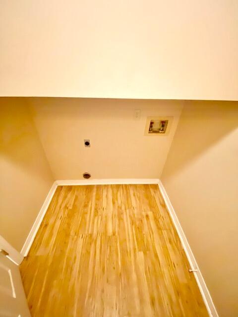 ASHLAND MANOR - Residential Lease