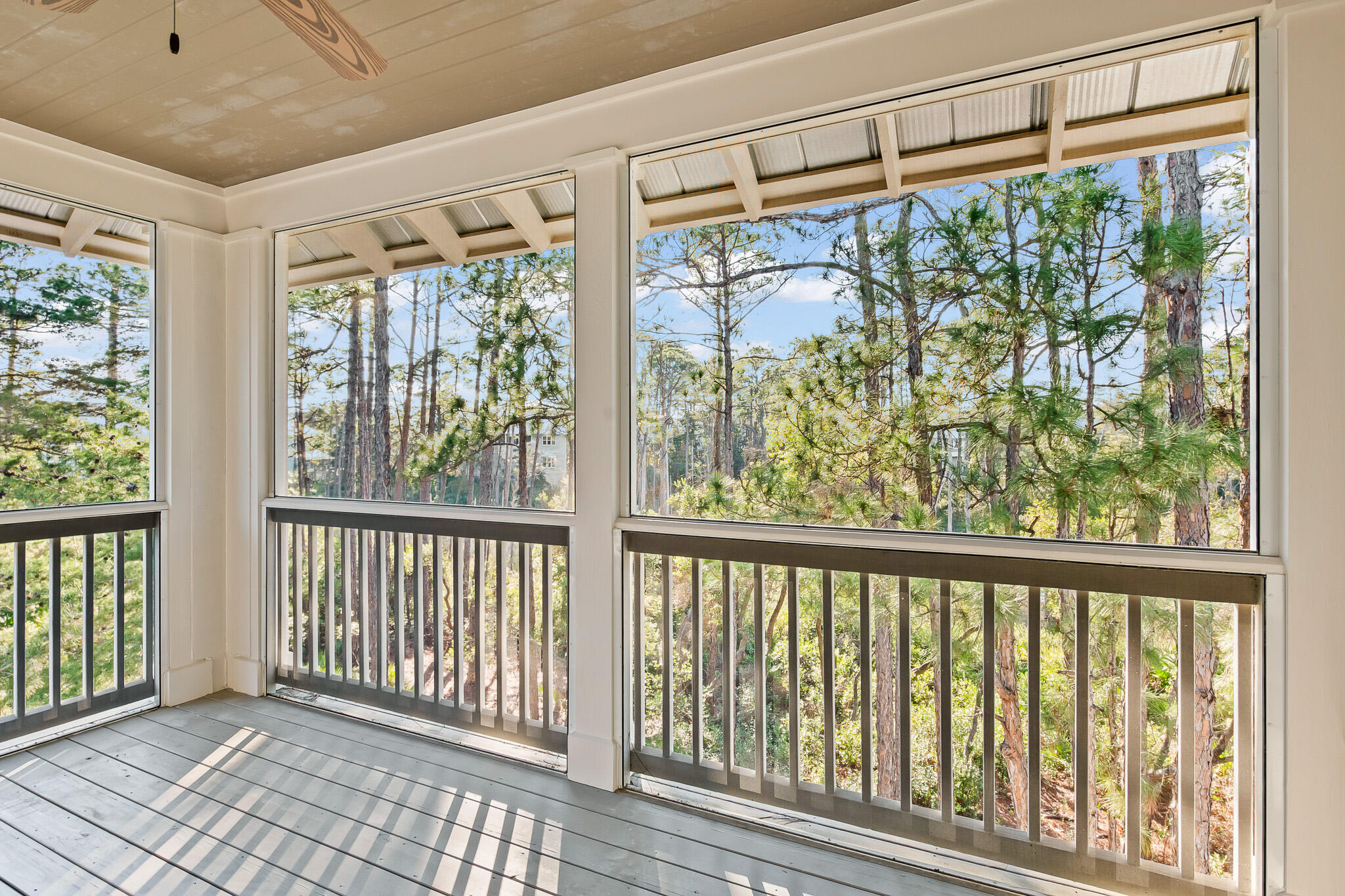 LAKESIDE AT BLUE MOUNTAIN BEACH - Residential