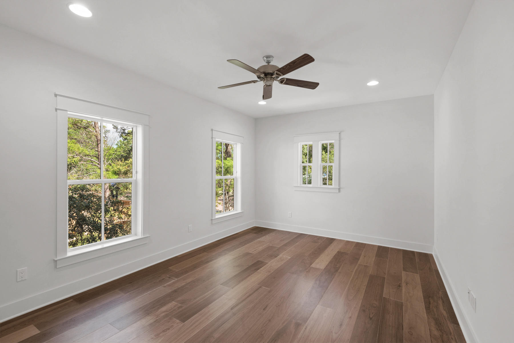 MAGNOLIA COTTAGES BY THE SEA - Residential