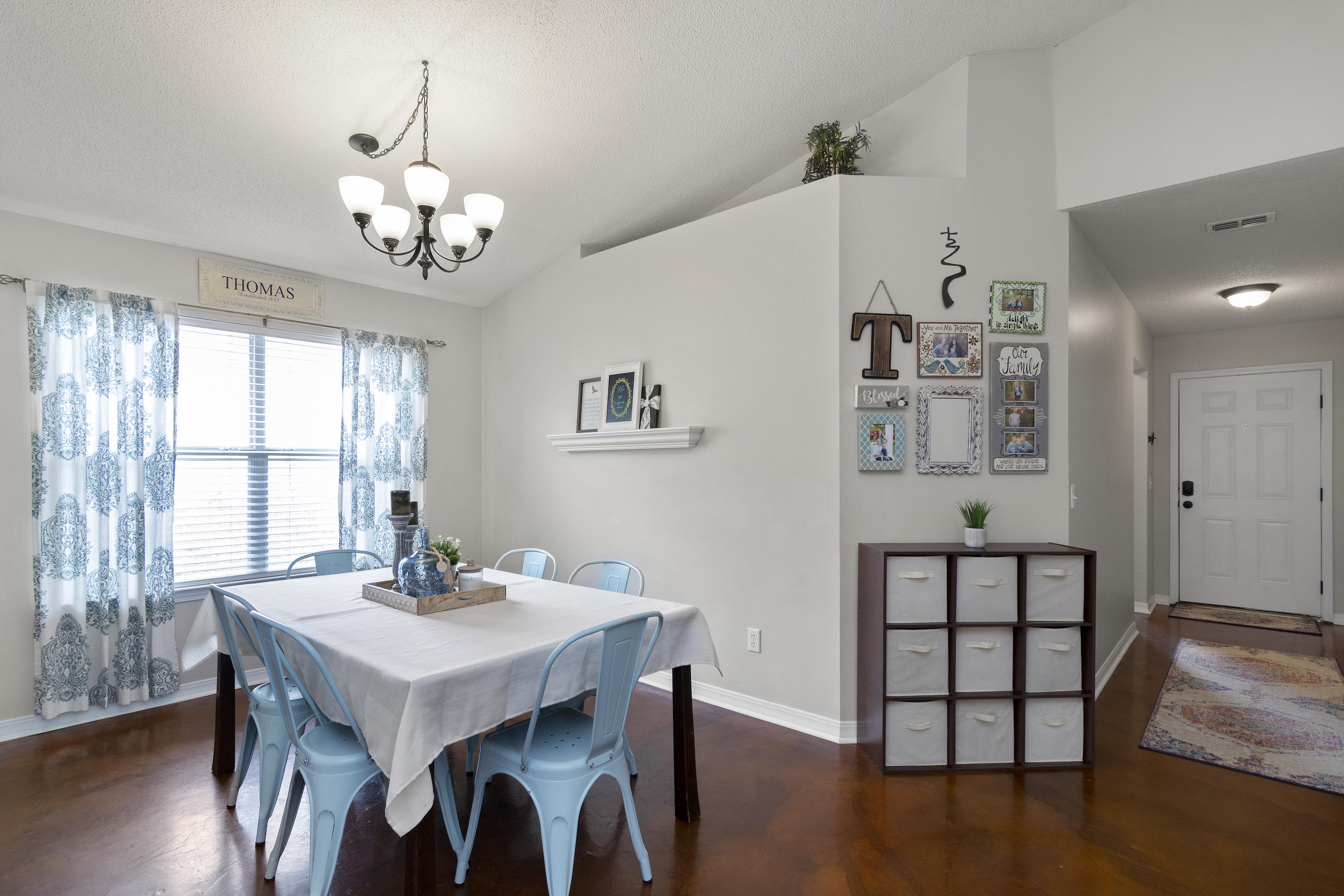 REDSTONE ESTATES - Residential