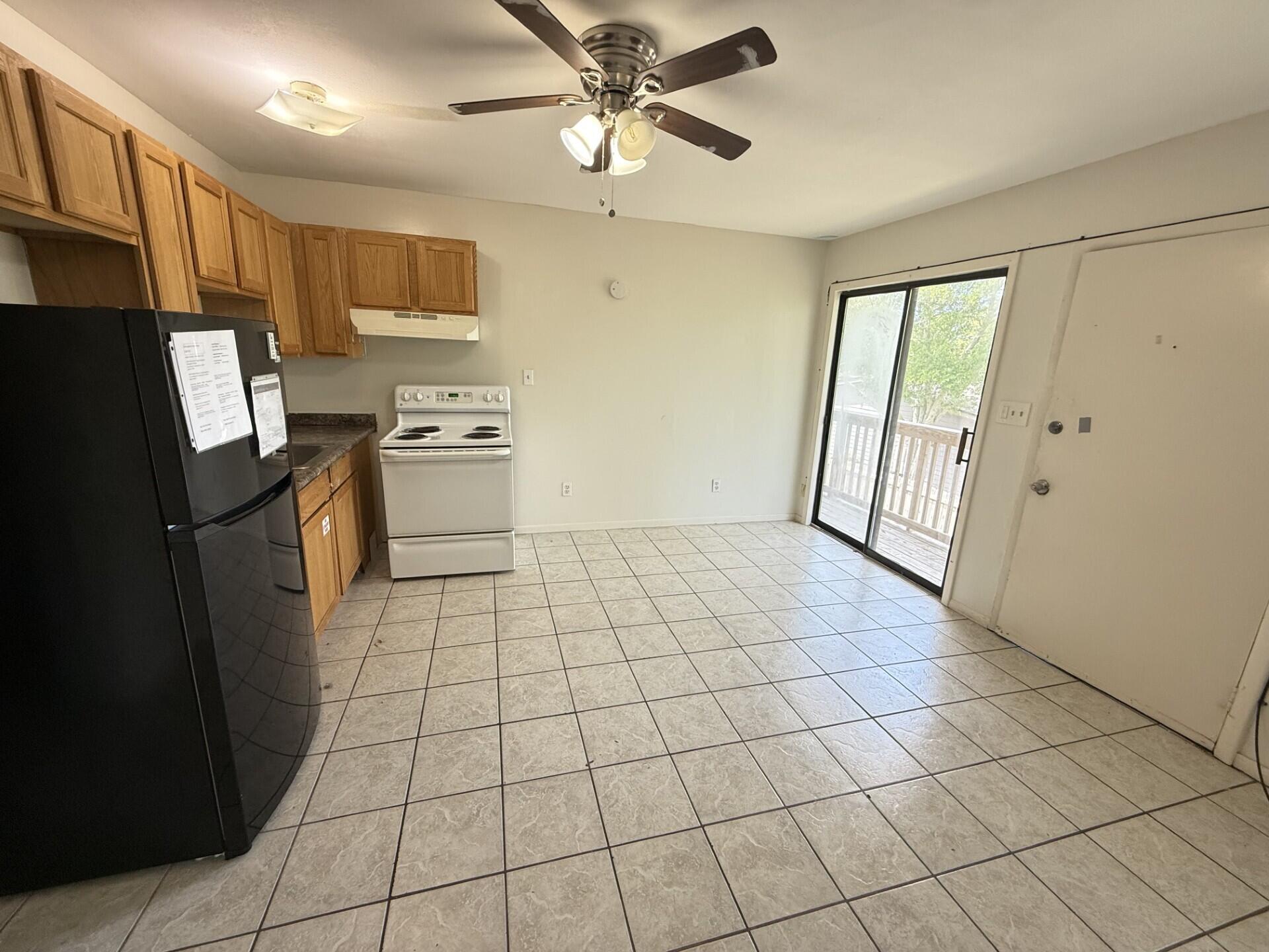 OAKLAND ADD LOTS 12 BLK 2 - Residential Lease