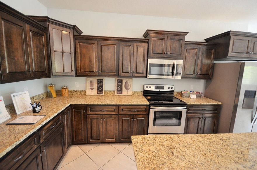 $1 VA MOVE IN SPECIAL! CLOSING COSTS PAID! Beautiful new construction home 15 minutes (11 miles) from I-10 in Bridle Wood. This custom built home is not your everyday cookie-cutter design. Enjoy the amazing covered front and back porches. The home features high ceilings and attention to detail, trey ceilings in living room and master bedroom. All counter tops are granite, custom cabinets in baths and kitchen. Breakfast bar overlooking open floor plan and separate office. High end finishes. Recessed lighting and upgrades fixtures throughout. All lots are half acre, enjoy the quiet atmosphere of the country without the drive!