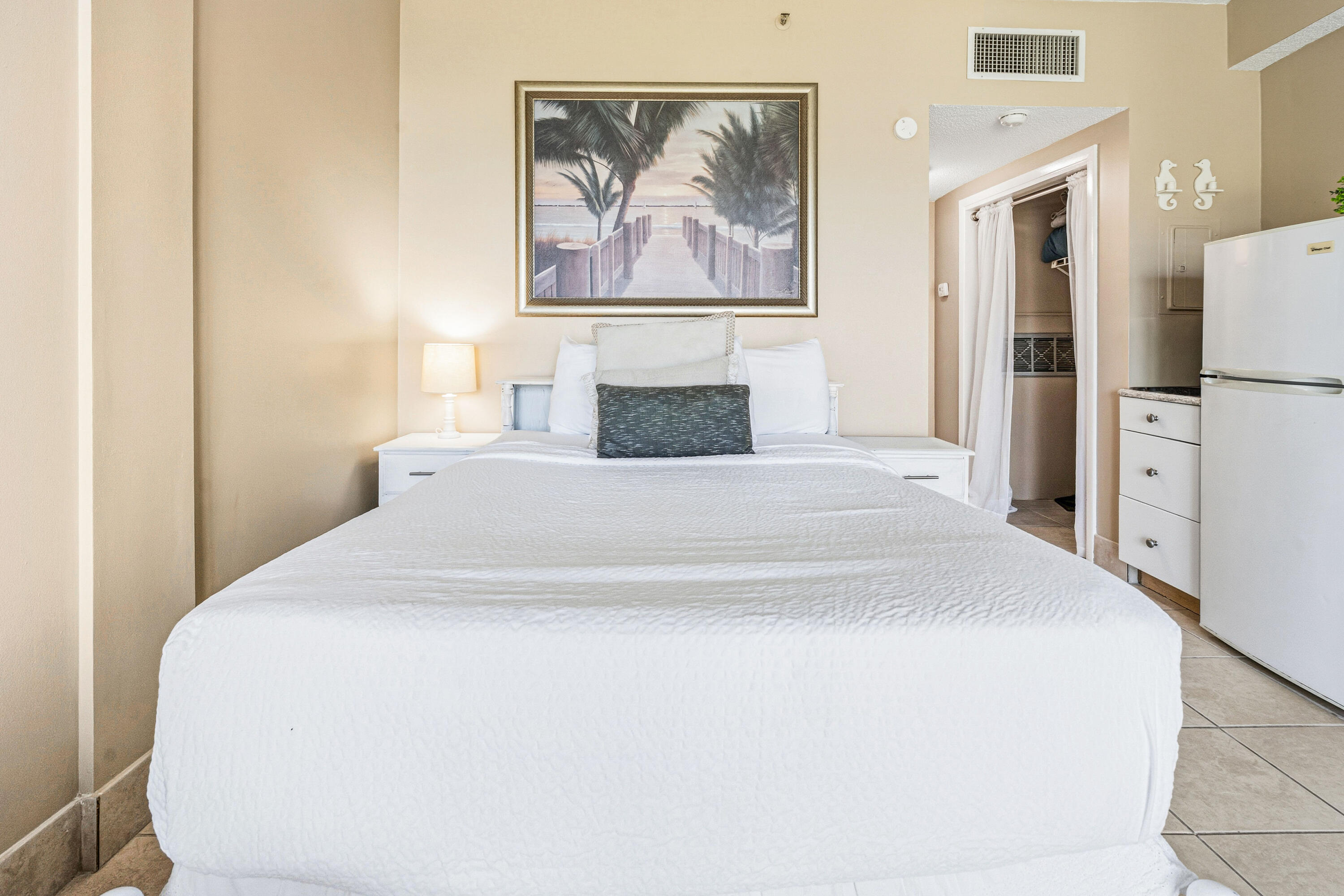 PIRATES BAY PH 1 - Residential