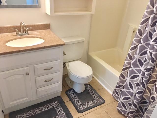 WOODHAM MANOR - Residential