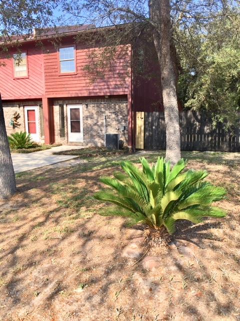 WOODHAM MANOR - Residential