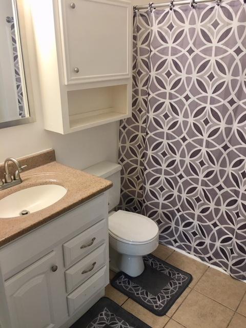 WOODHAM MANOR - Residential