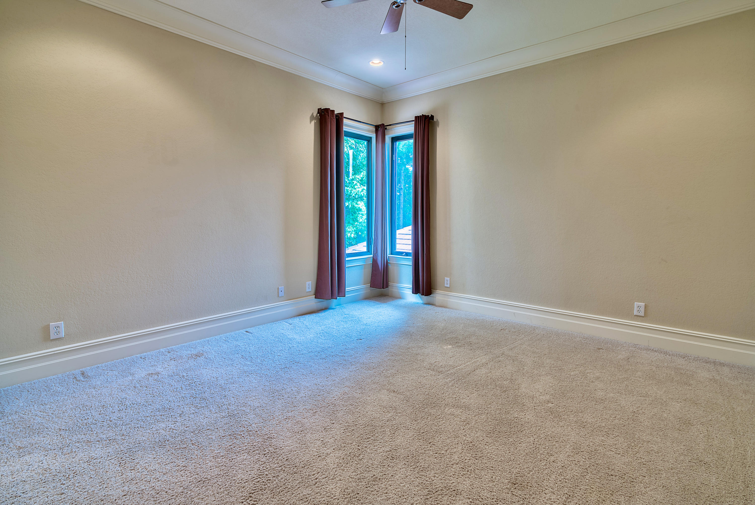 BURNT PINE - Residential