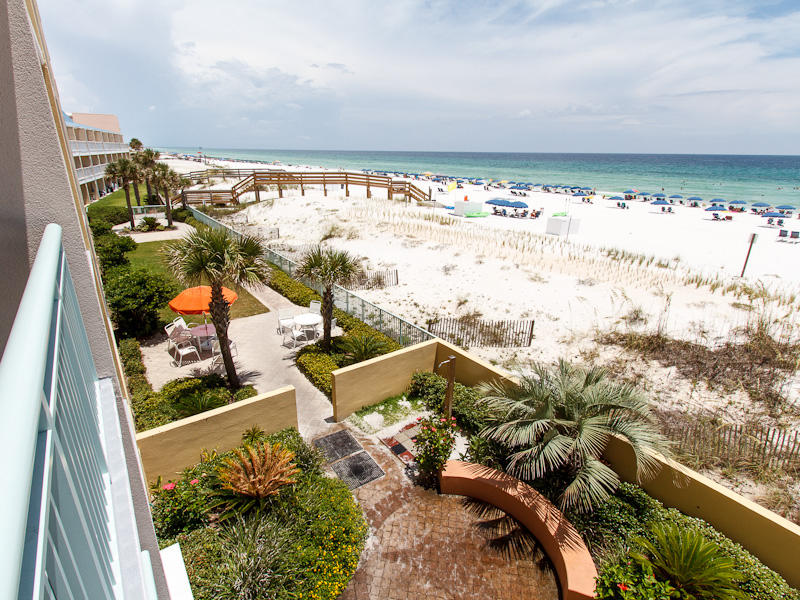 PELICAN ISLE - Residential