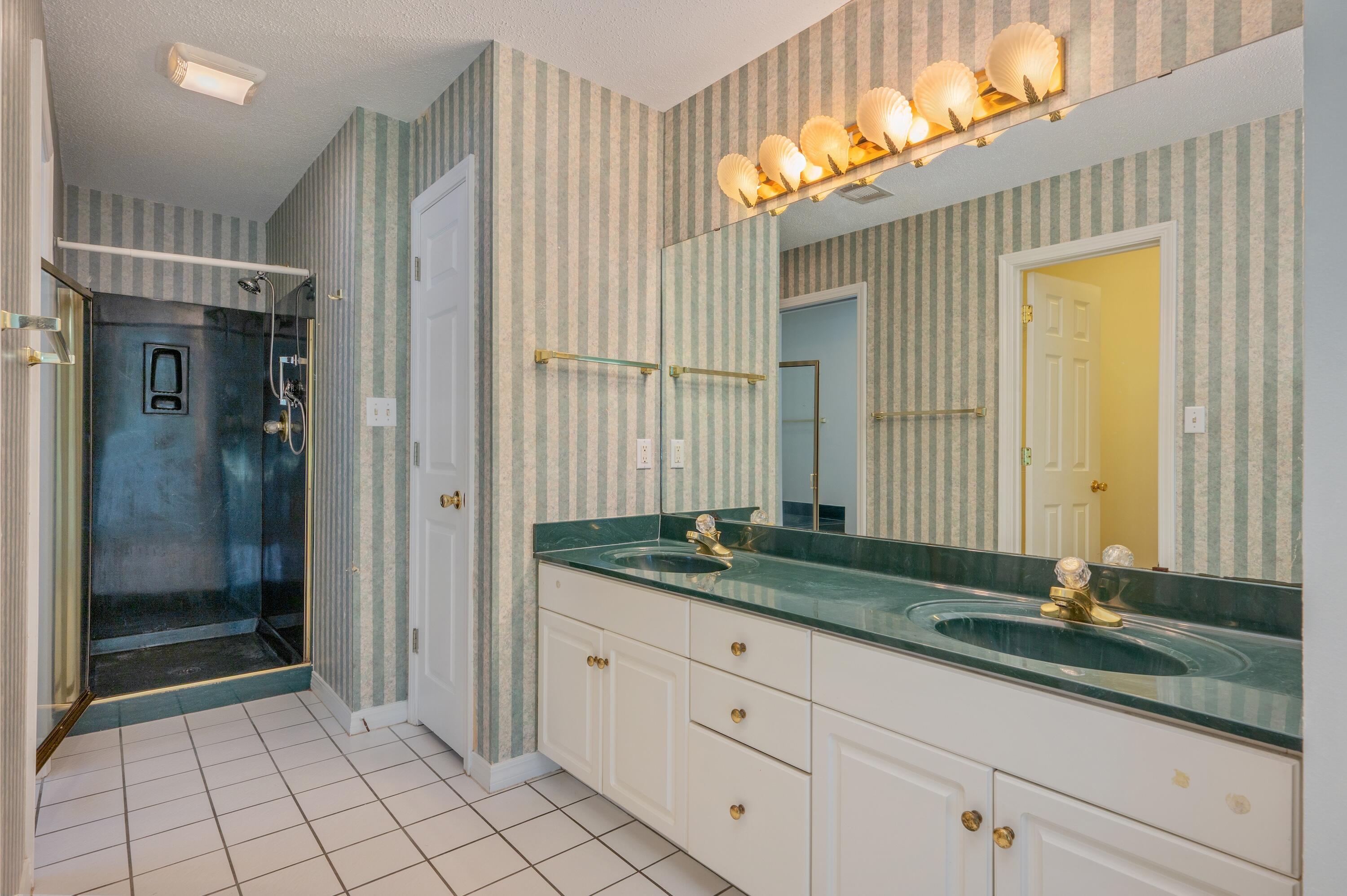 BAYSIDE PH 2 - Residential