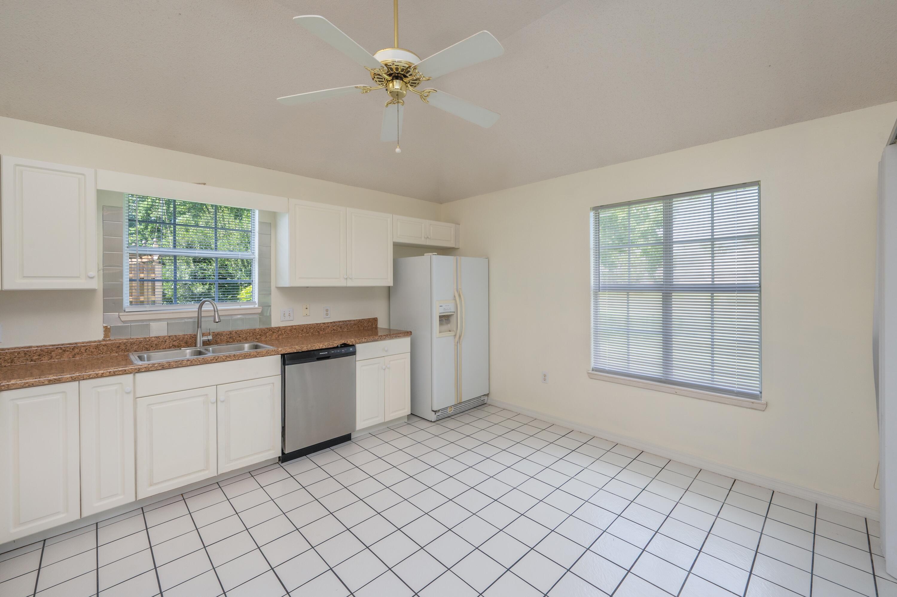BAYSIDE PH 2 - Residential