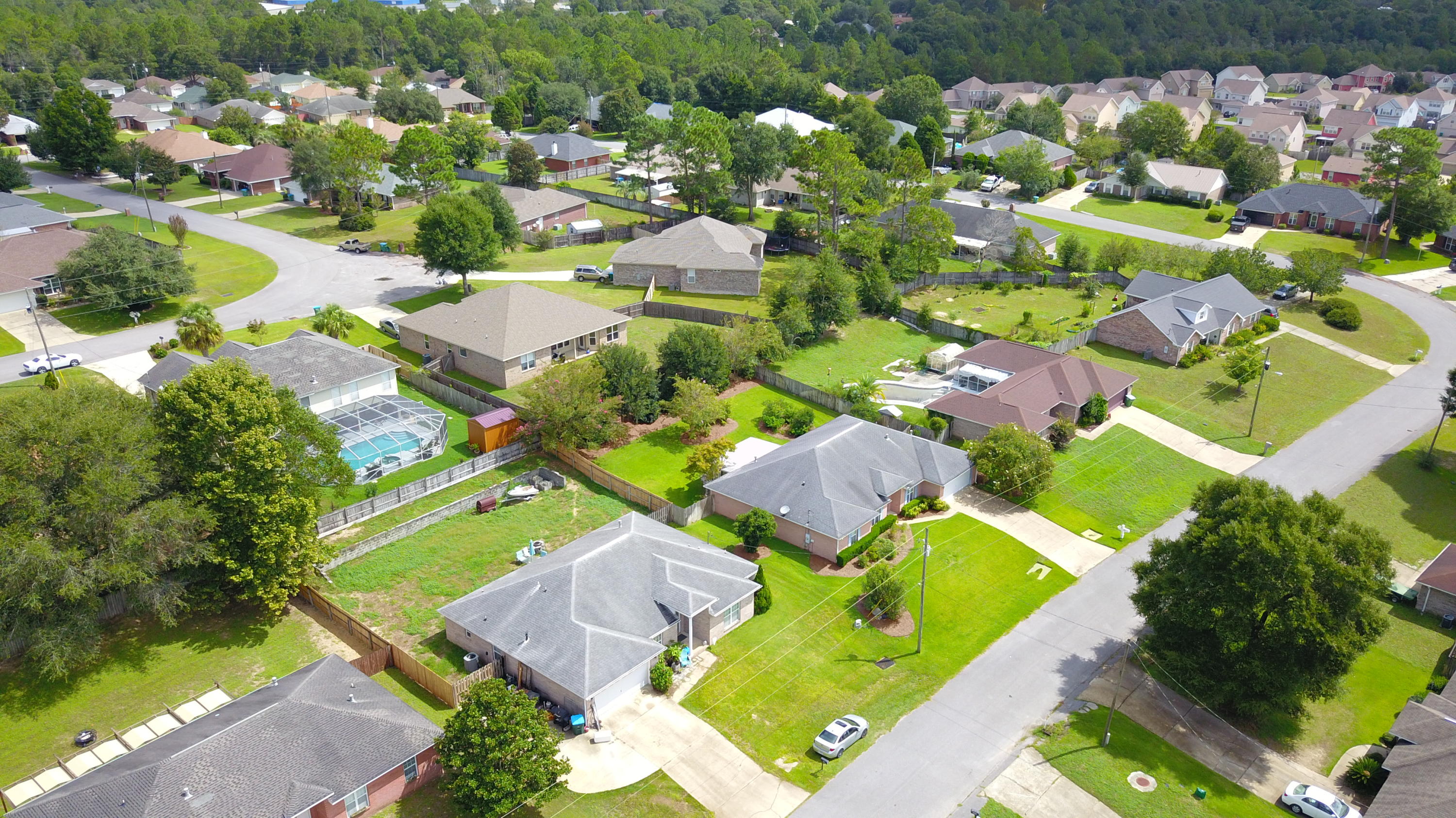 RIVERCHASE S/D PH III LOT 7 BLK E - Residential