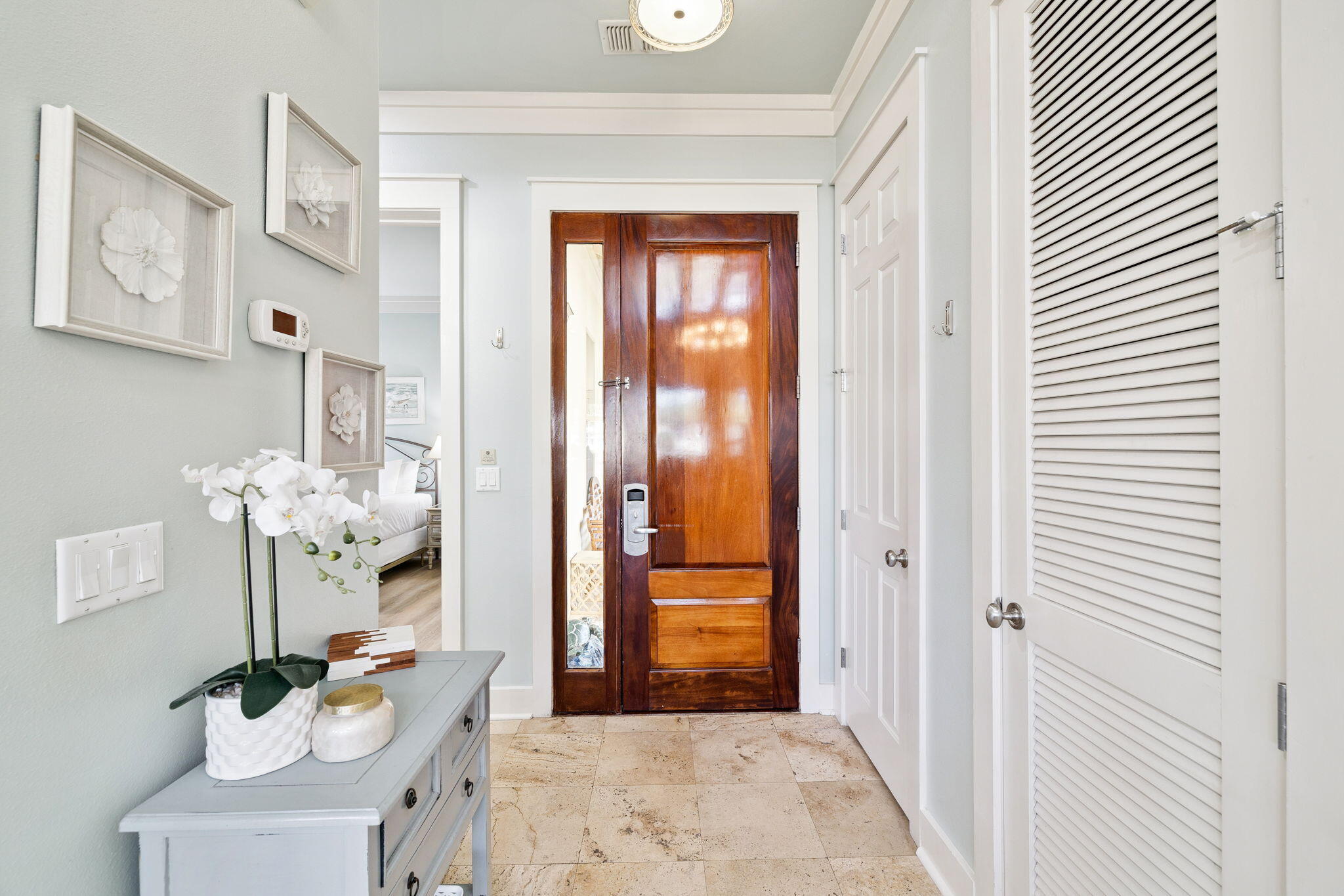 MAGNOLIA BAY - Residential