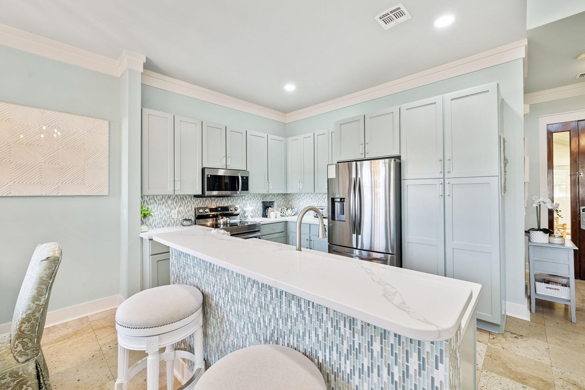 MAGNOLIA BAY - Residential