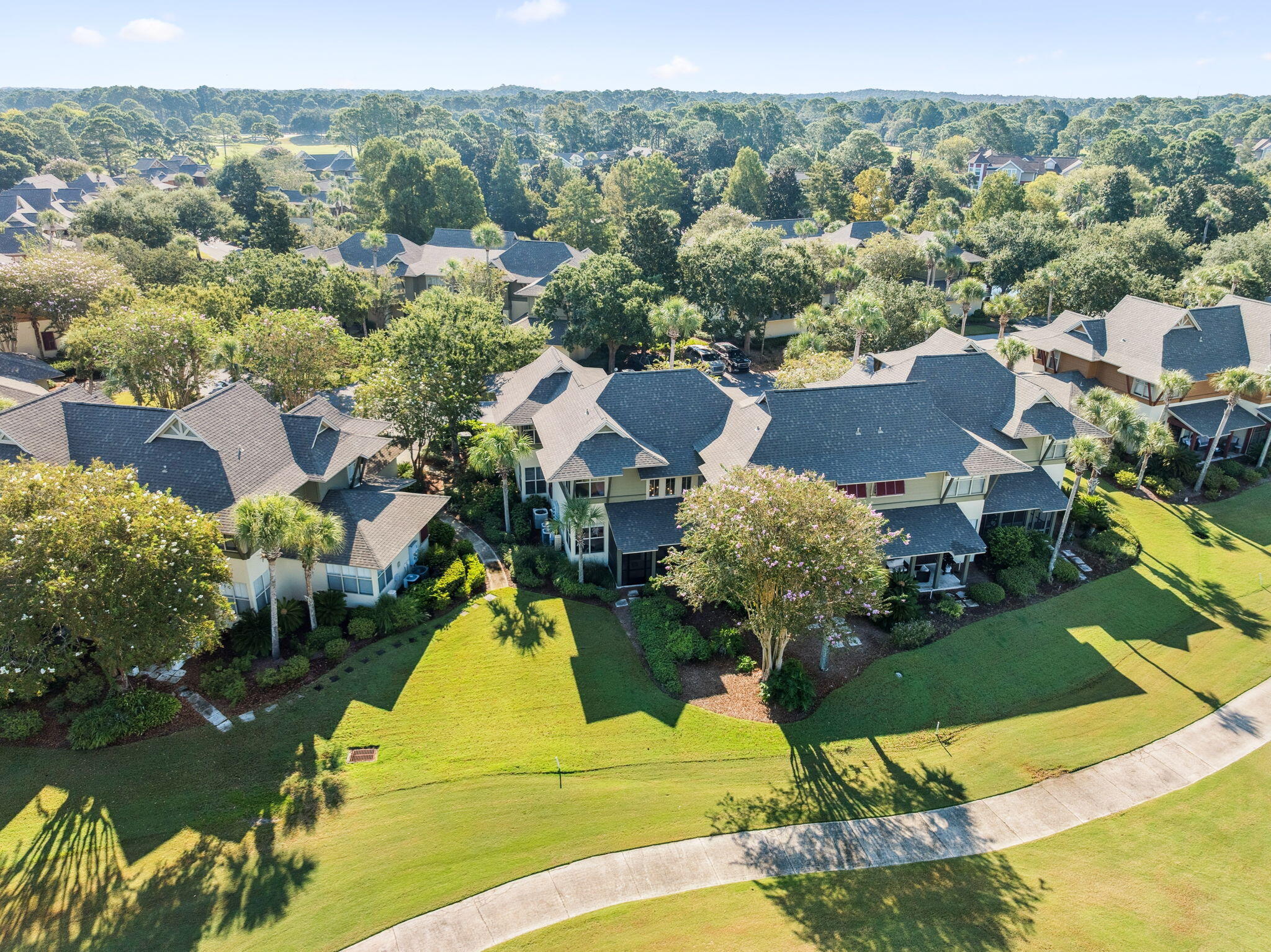 MAGNOLIA BAY - Residential