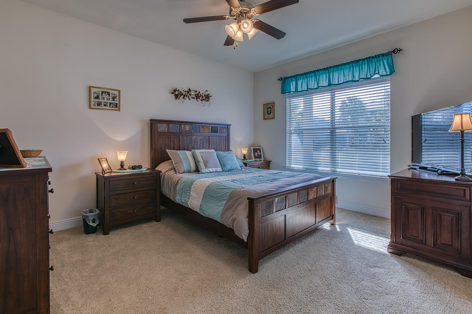 EAGLE BAY - Residential