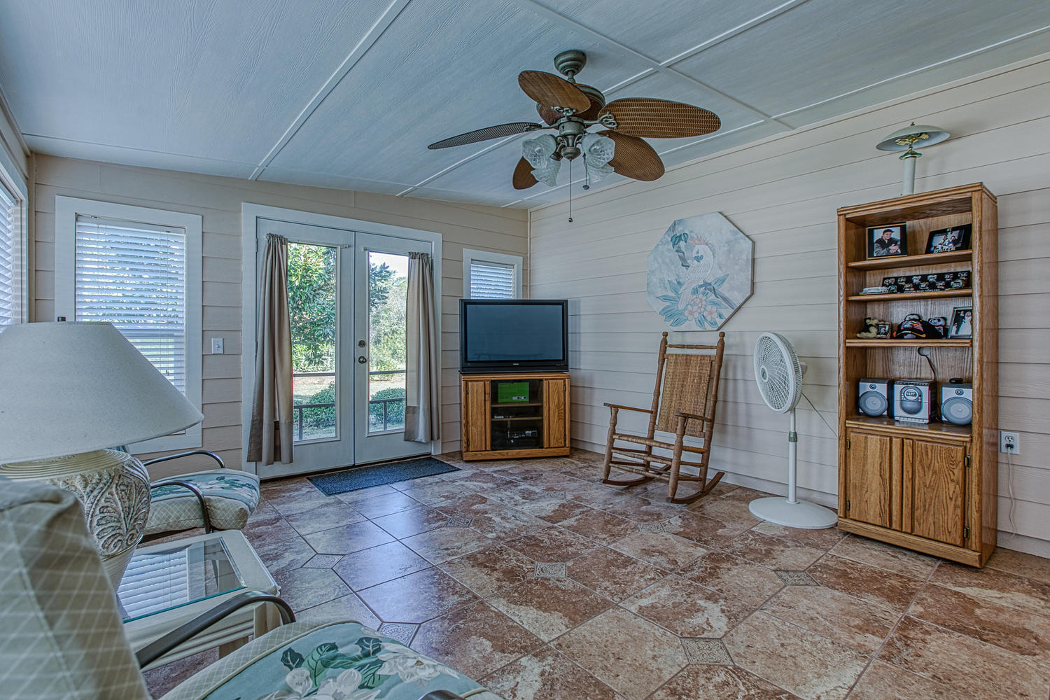 EAGLE BAY - Residential