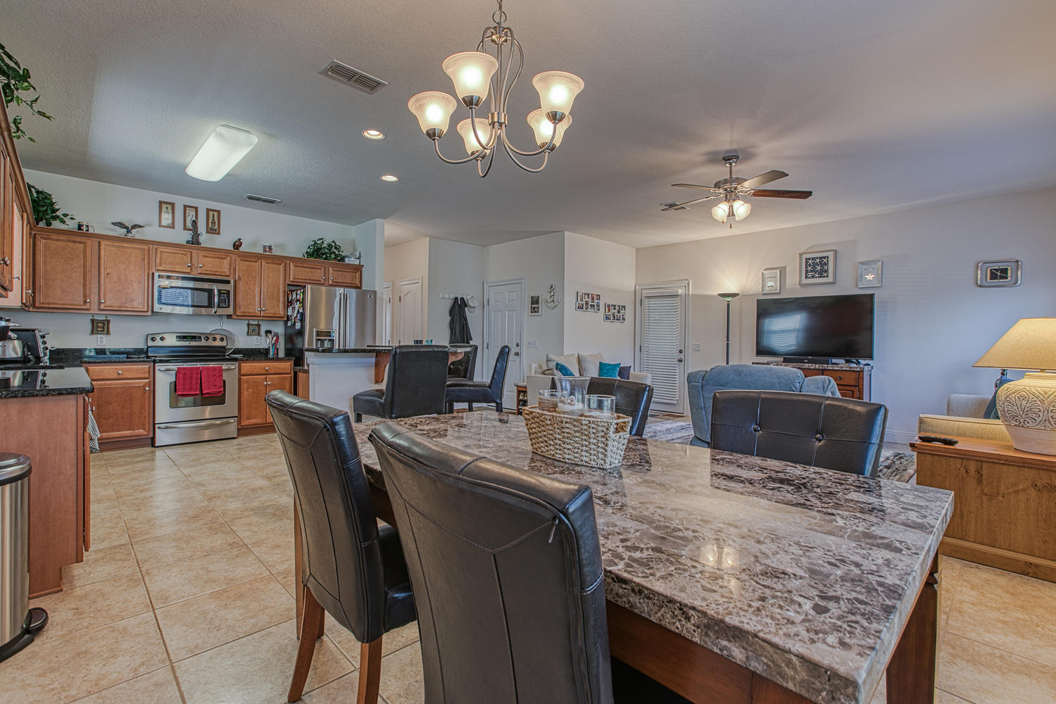 EAGLE BAY - Residential