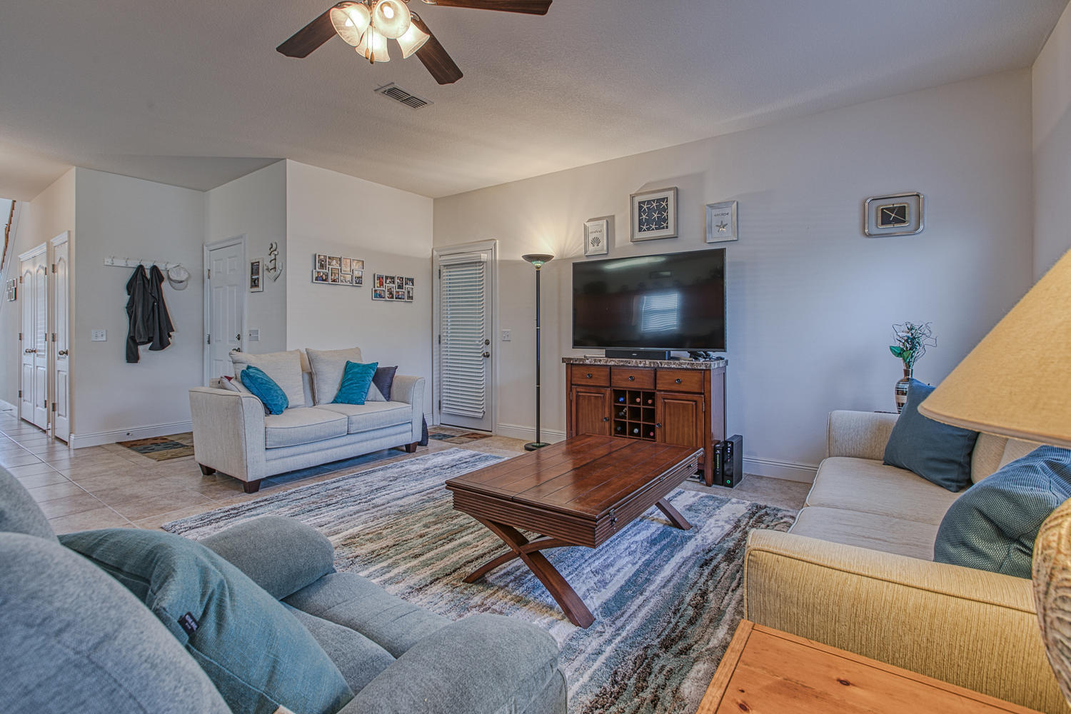 EAGLE BAY - Residential