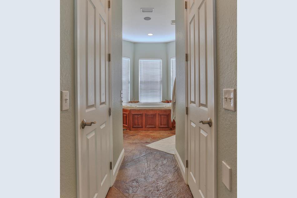 BAY HARBOUR - Residential Lease