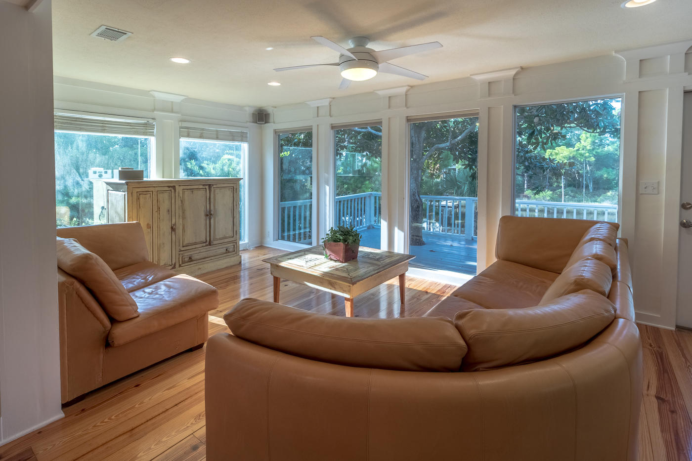 EASTERN LAKE ESTATES - Residential