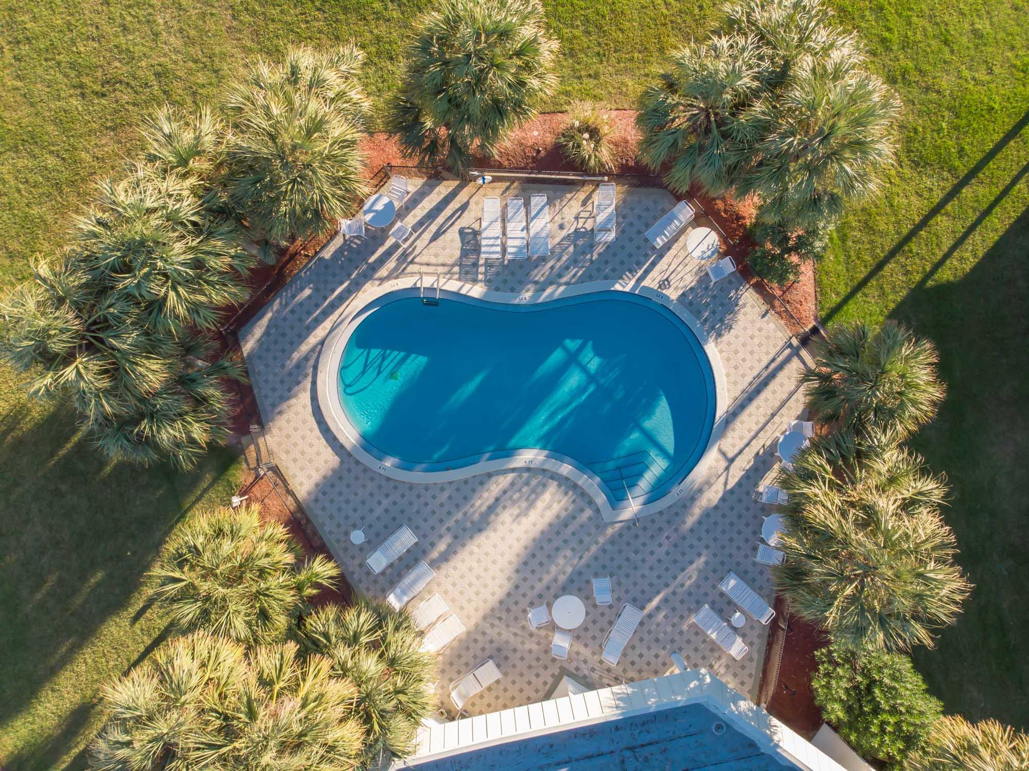 SUMMERHOUSE T/H - Residential