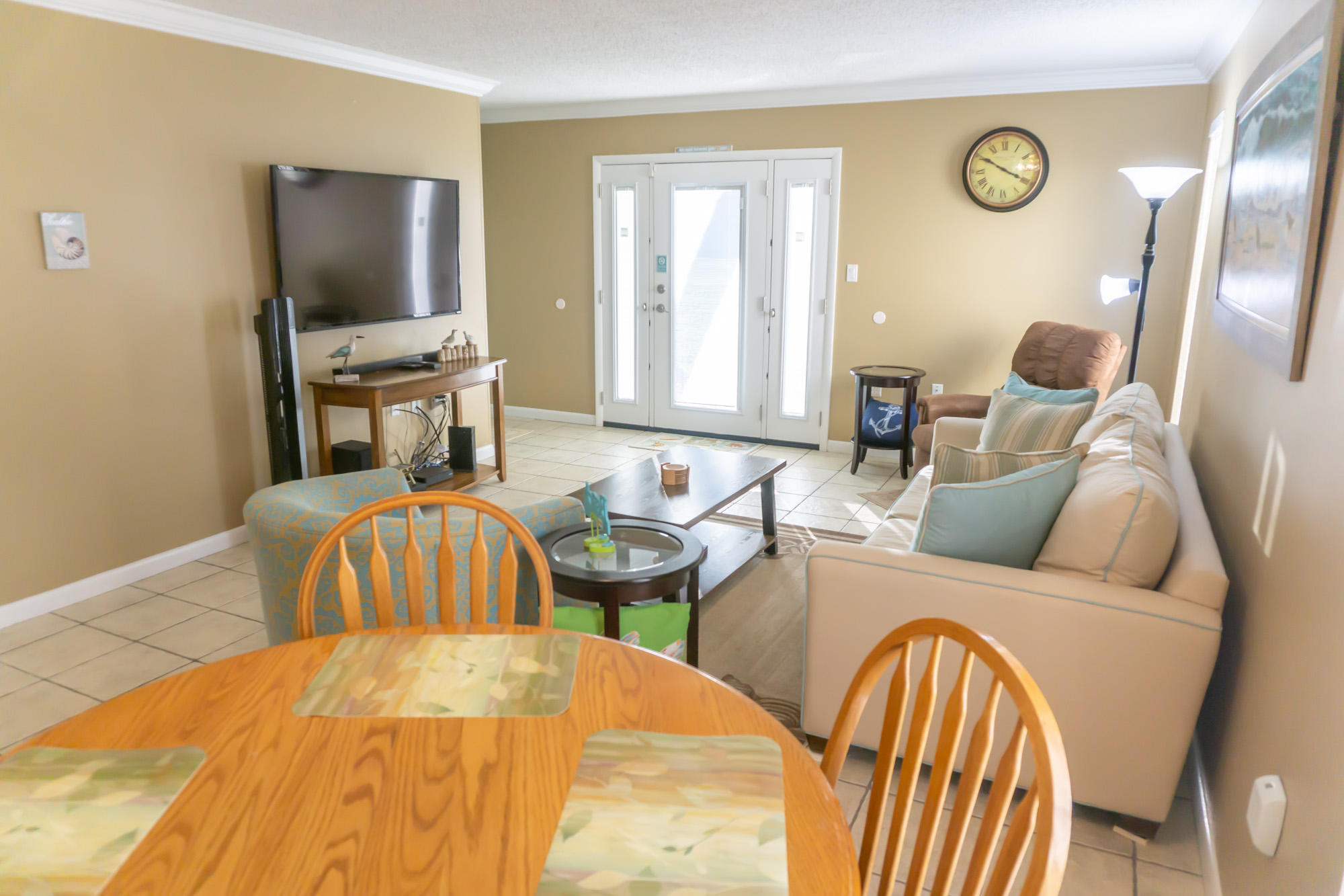 SUMMERHOUSE T/H - Residential