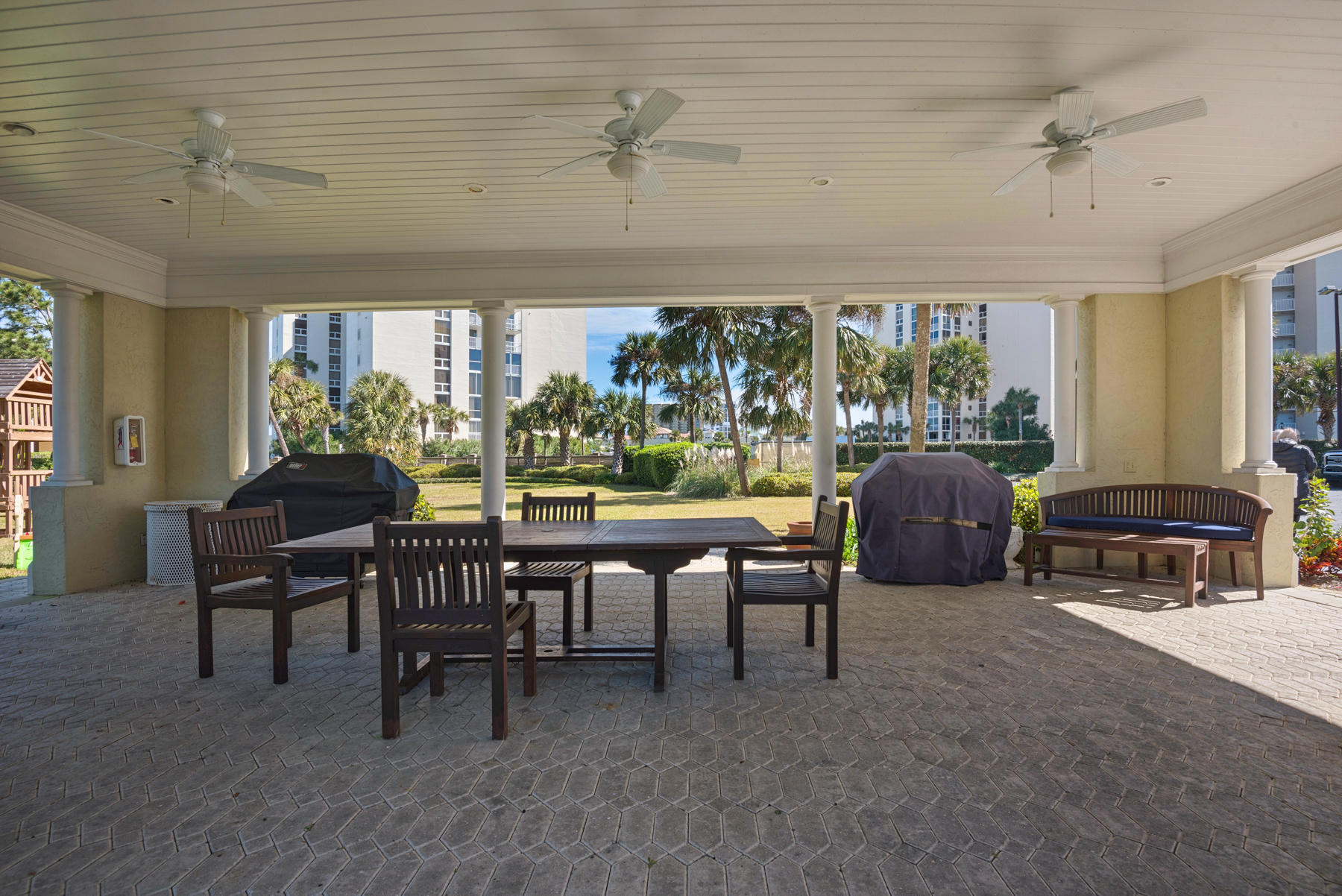 TIDES OF DESTIN - Residential