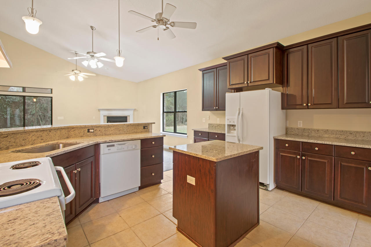 BAYSIDE - Residential