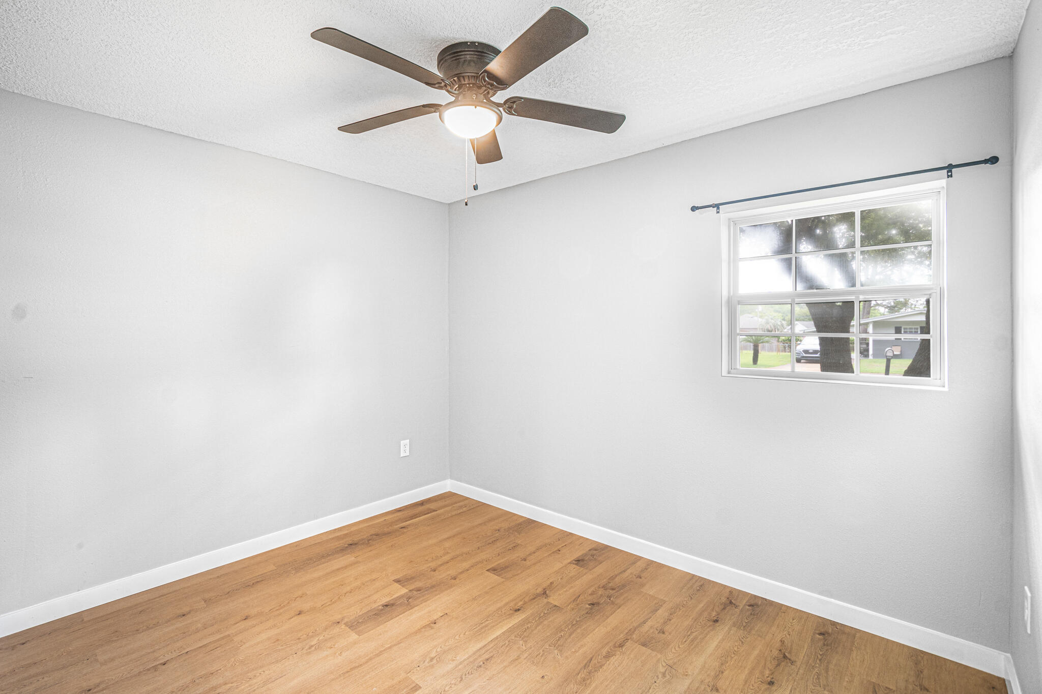 MUNICIPAL S/D 1ST ADD LOT 4 BLK D - Residential