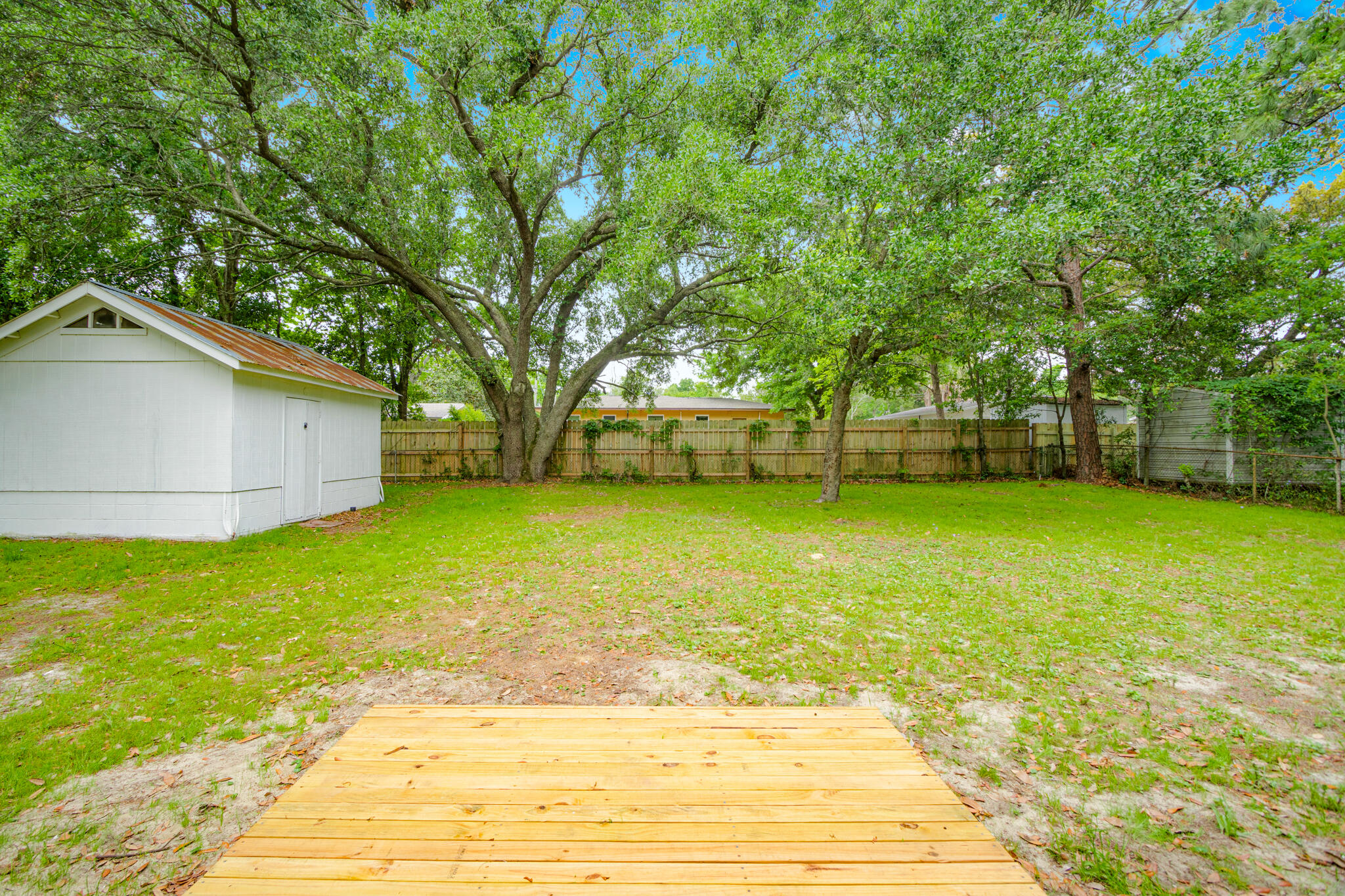 MUNICIPAL S/D 1ST ADD LOT 4 BLK D - Residential