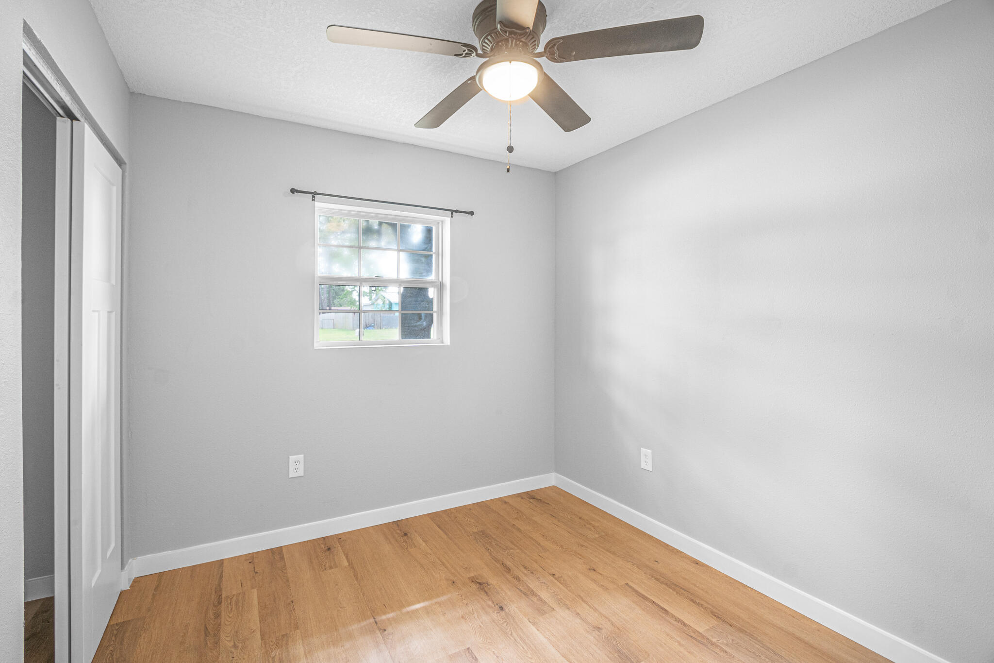 MUNICIPAL S/D 1ST ADD LOT 4 BLK D - Residential