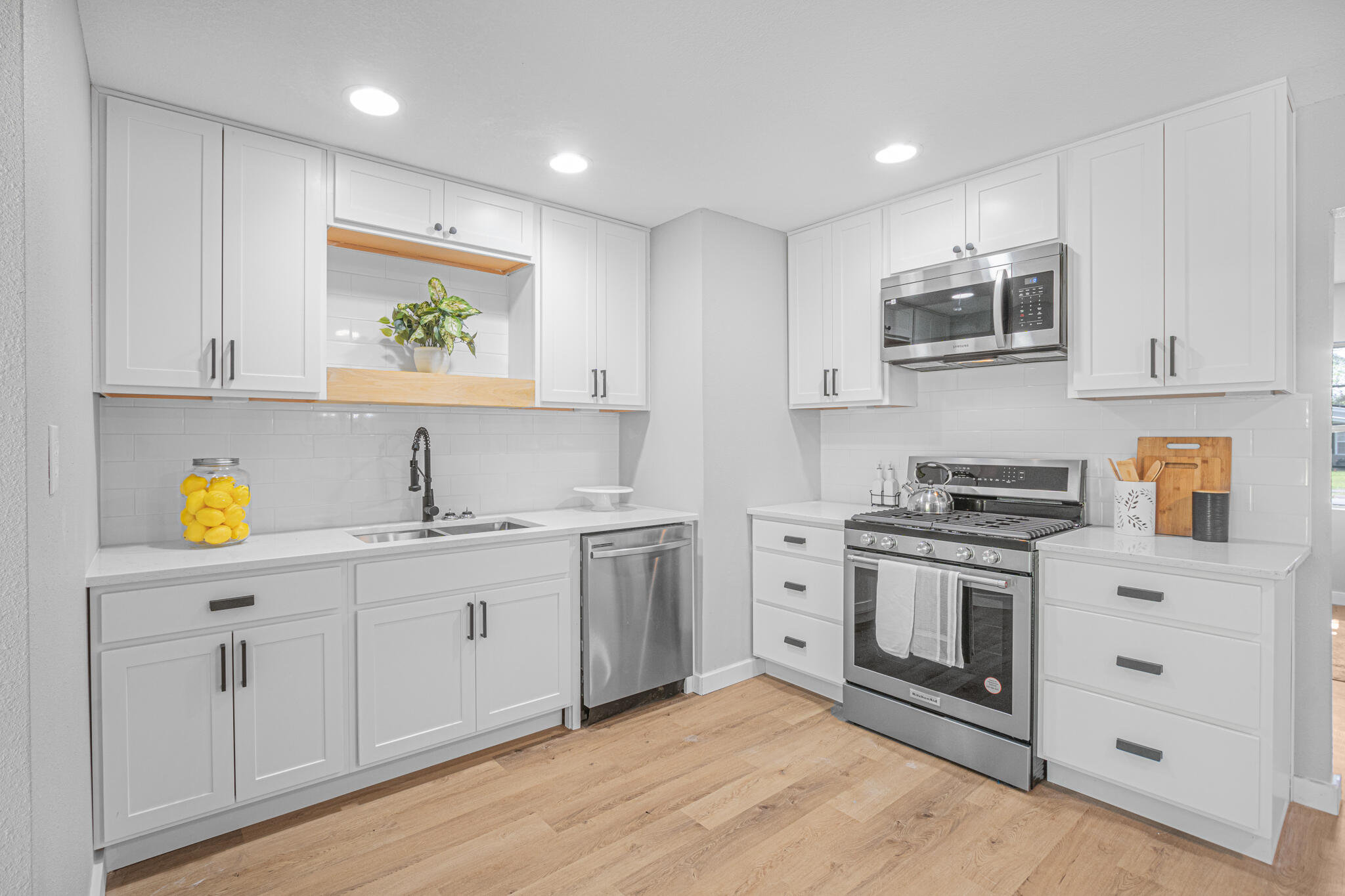 MUNICIPAL S/D 1ST ADD LOT 4 BLK D - Residential