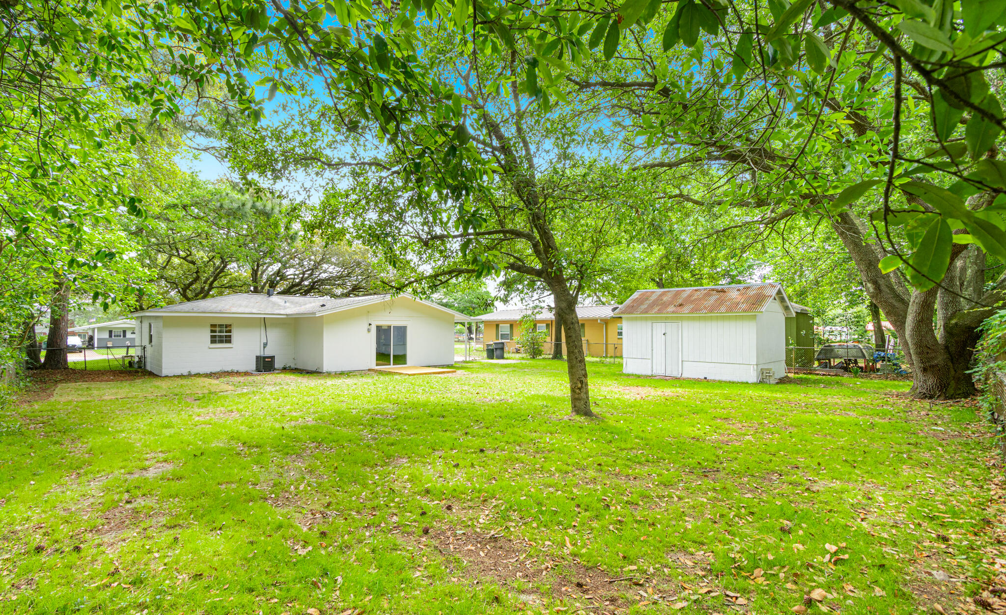 MUNICIPAL S/D 1ST ADD LOT 4 BLK D - Residential