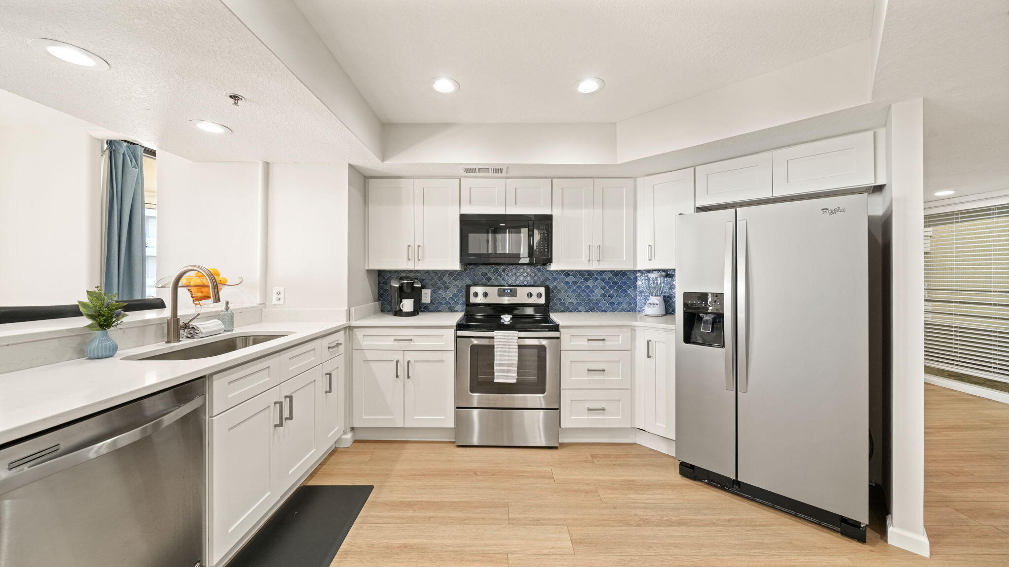 EAST PASS TOWERS CONDO - Residential