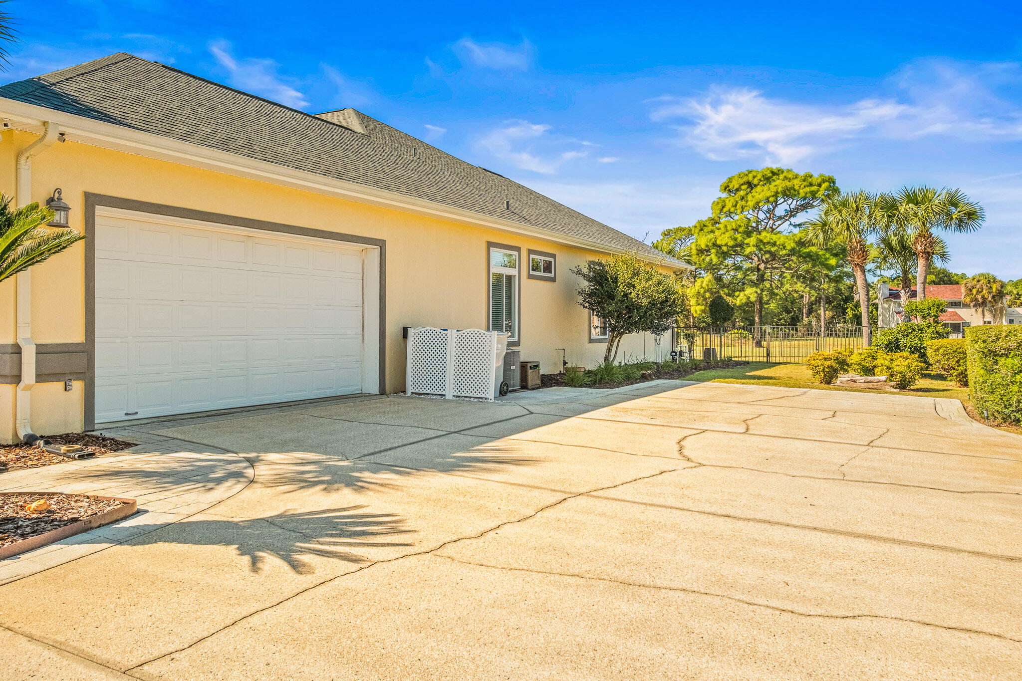 HIDDEN CREEK ESTATES AT HOLLEY BY THE SEA - Residential