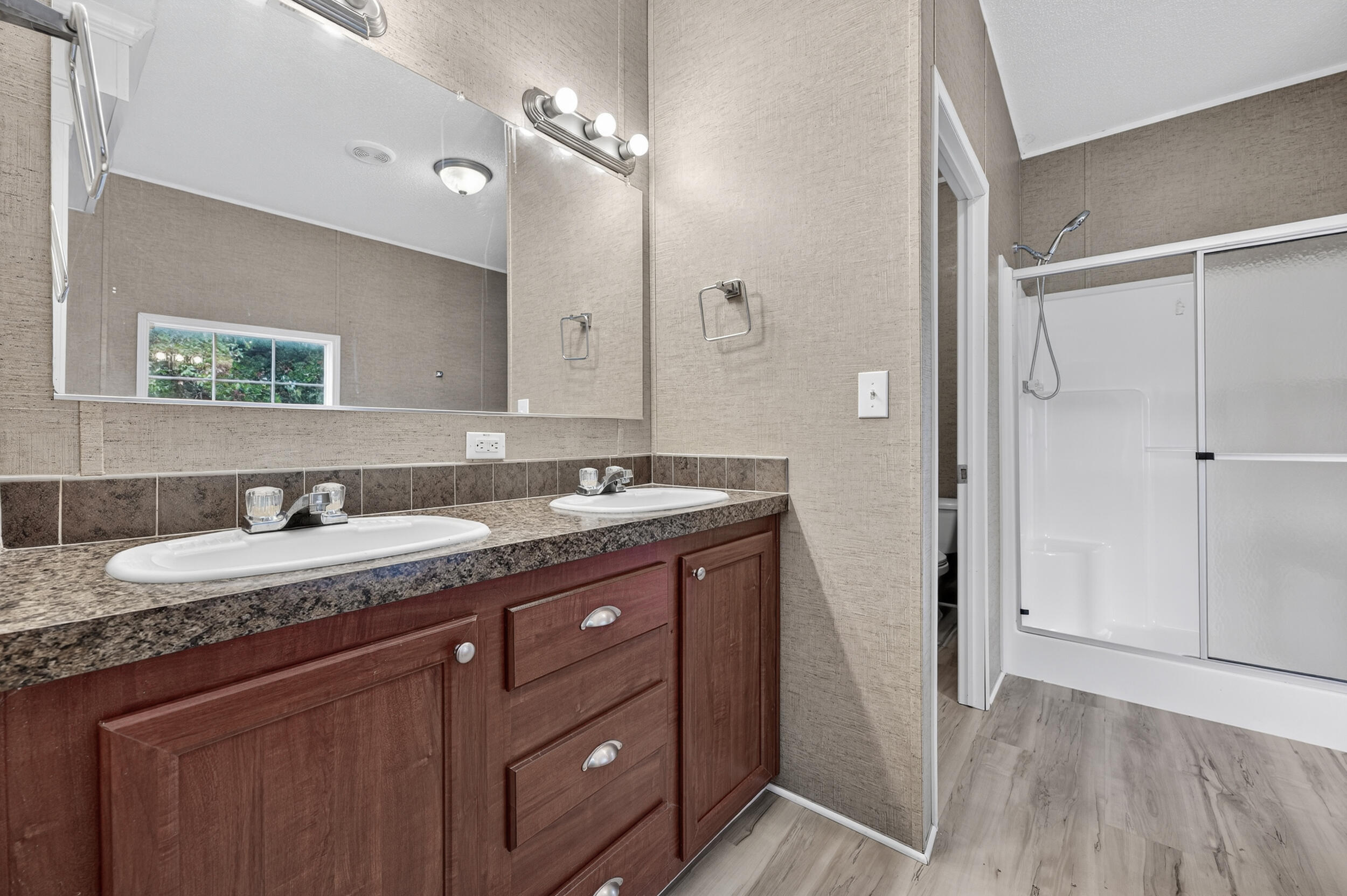 NO RECORDED SUBDIVISION - Residential
