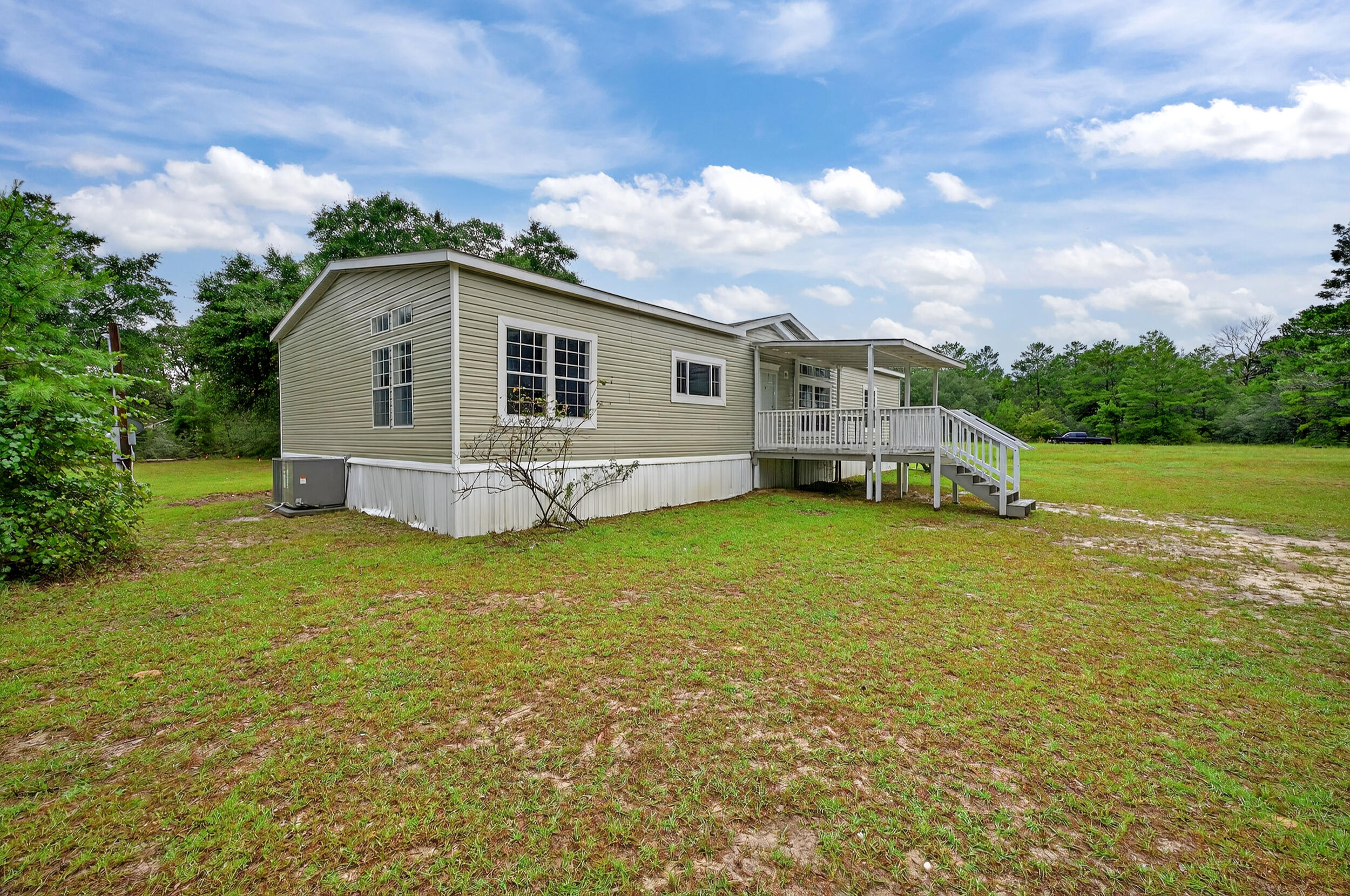 NO RECORDED SUBDIVISION - Residential