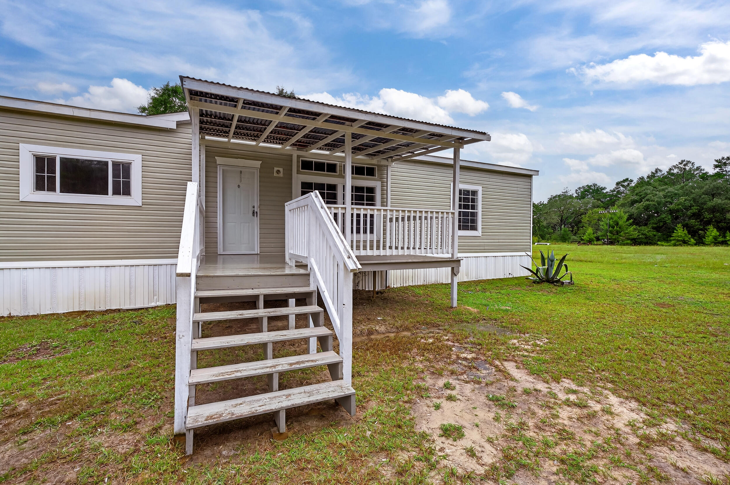 NO RECORDED SUBDIVISION - Residential