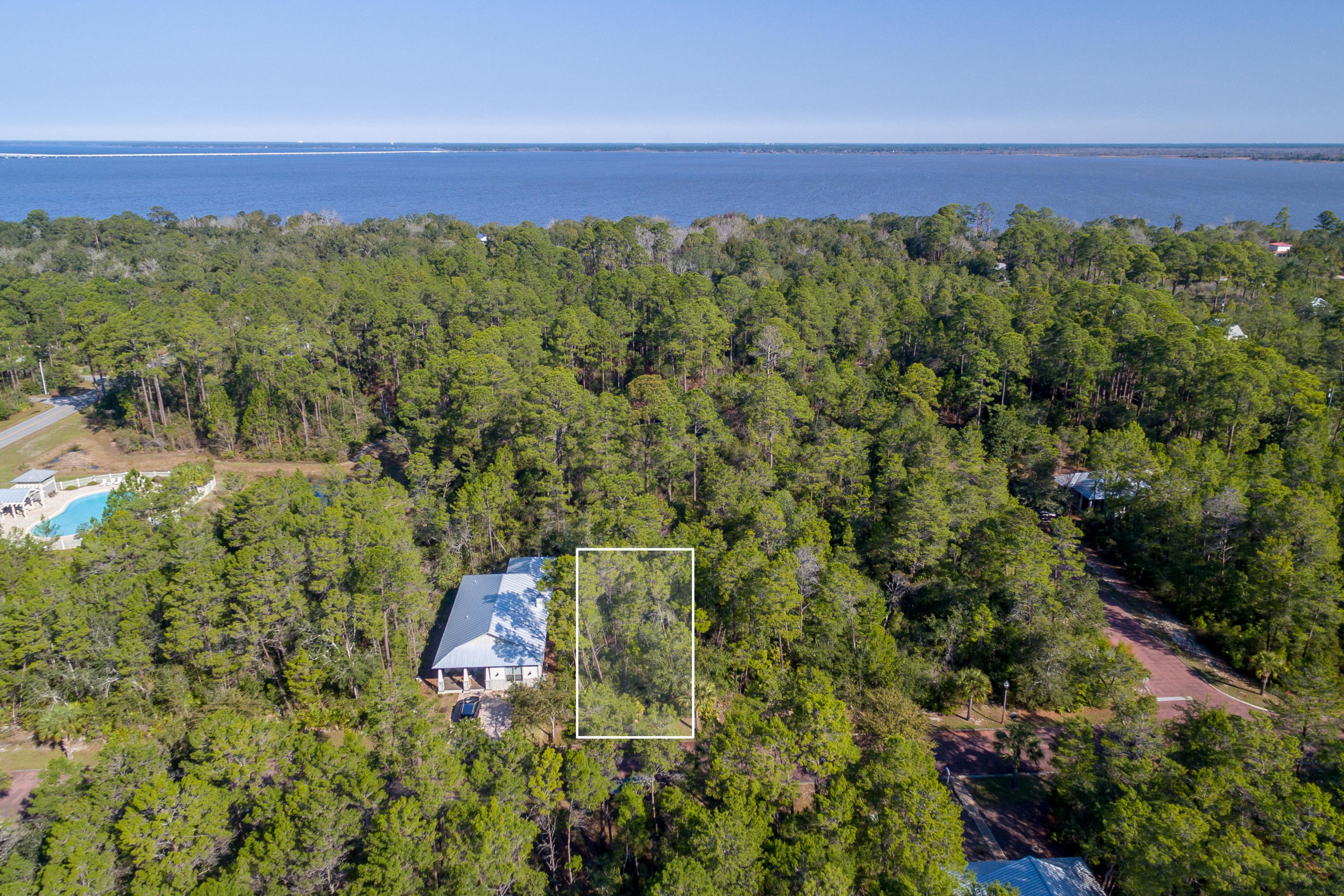 GRAYTON BAYOU - Land