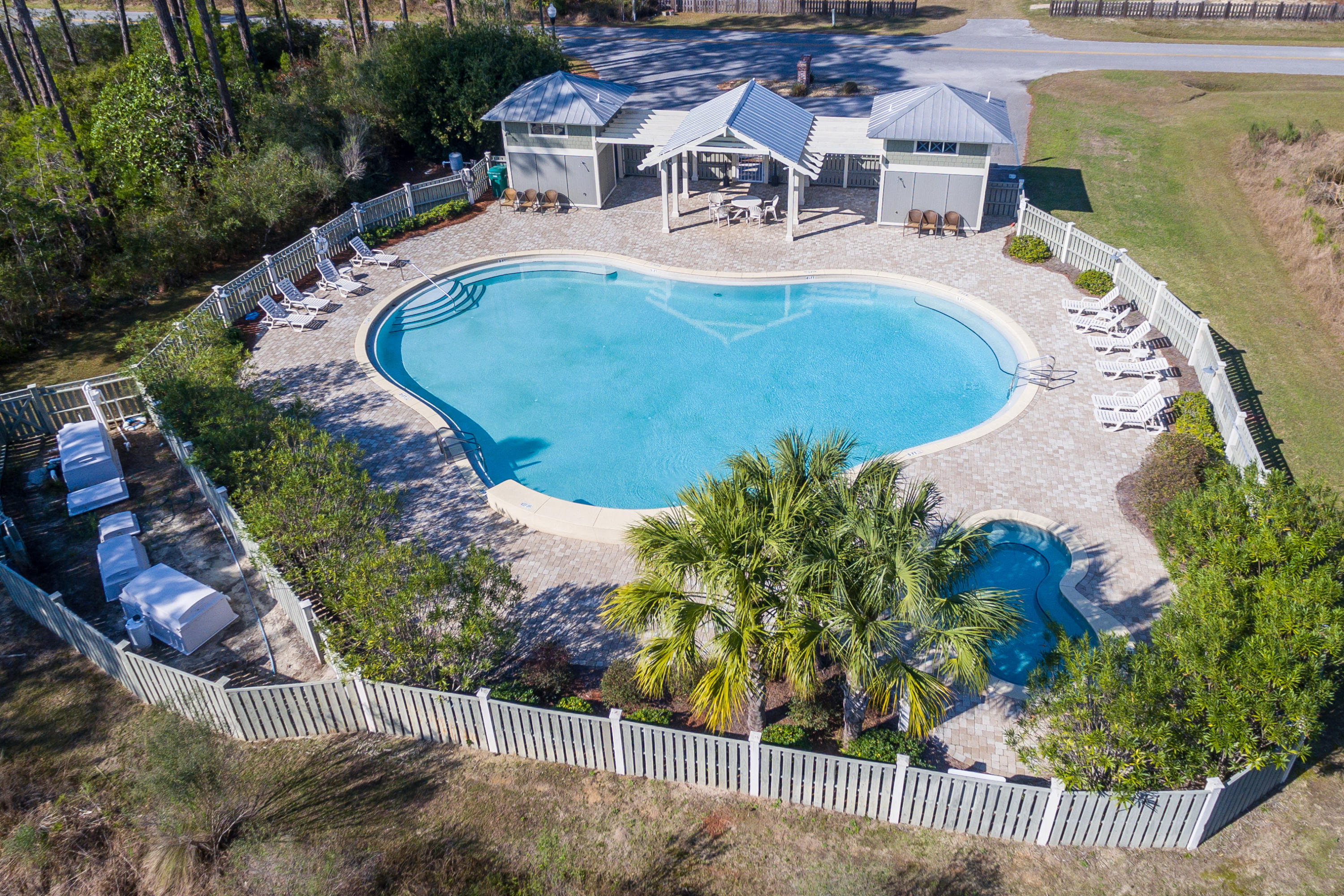 GRAYTON BAYOU - Land