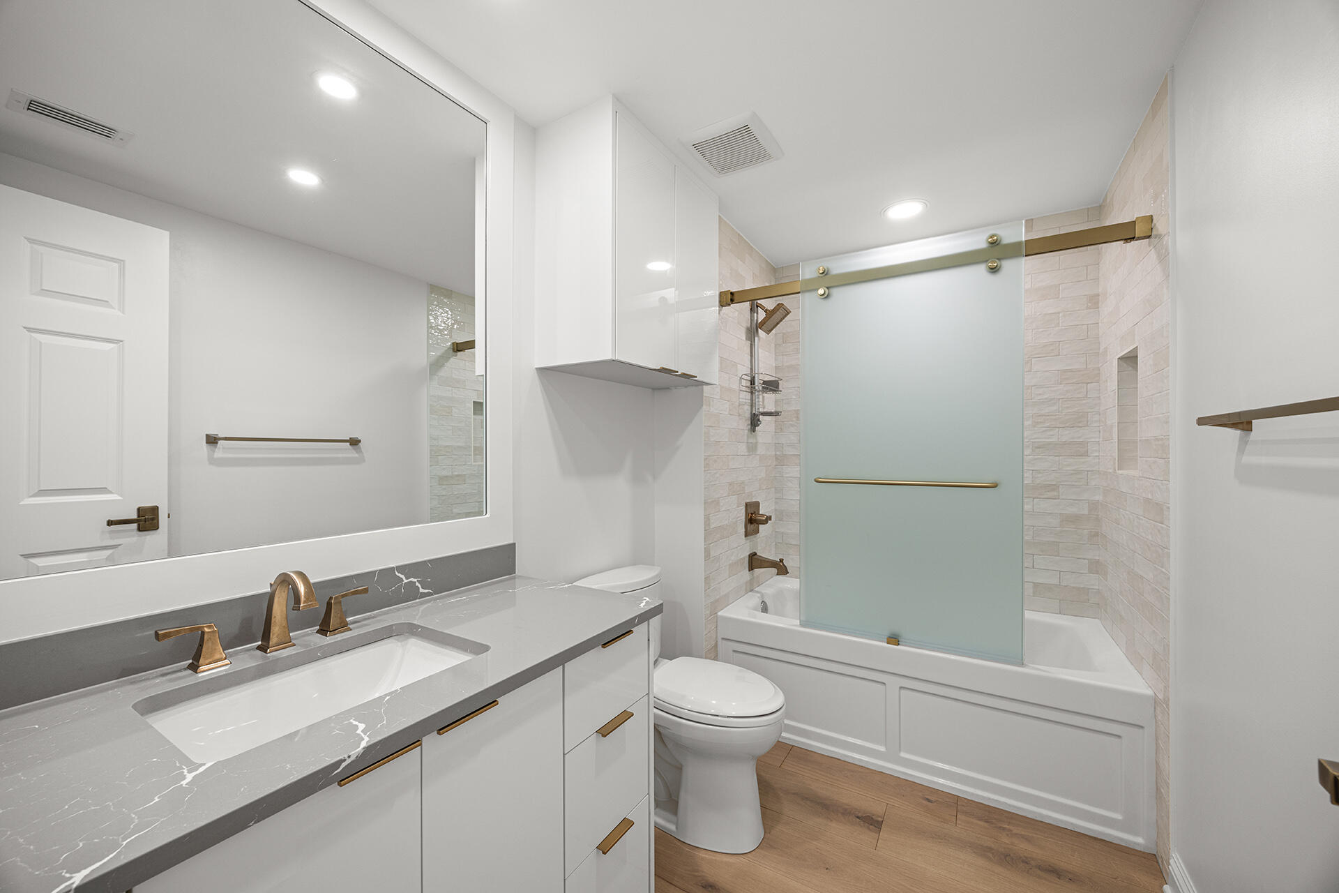 ONE BEACH CLUB DRIVE - Residential