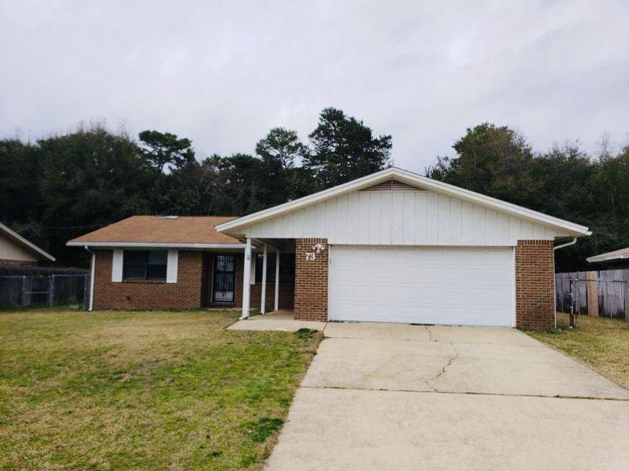 Priced under $220,000 located in Shalimar! Come see this 3 bedroom, 2 bath split floor plan home close to both Eglin AFB and Hurlburt Field plus restaurants, schools and the beach. You will find laminate flooring in the main areas and wood look tile flooring in the bedrooms. Enjoy the screened in patio out back. Washer and Dryer included!