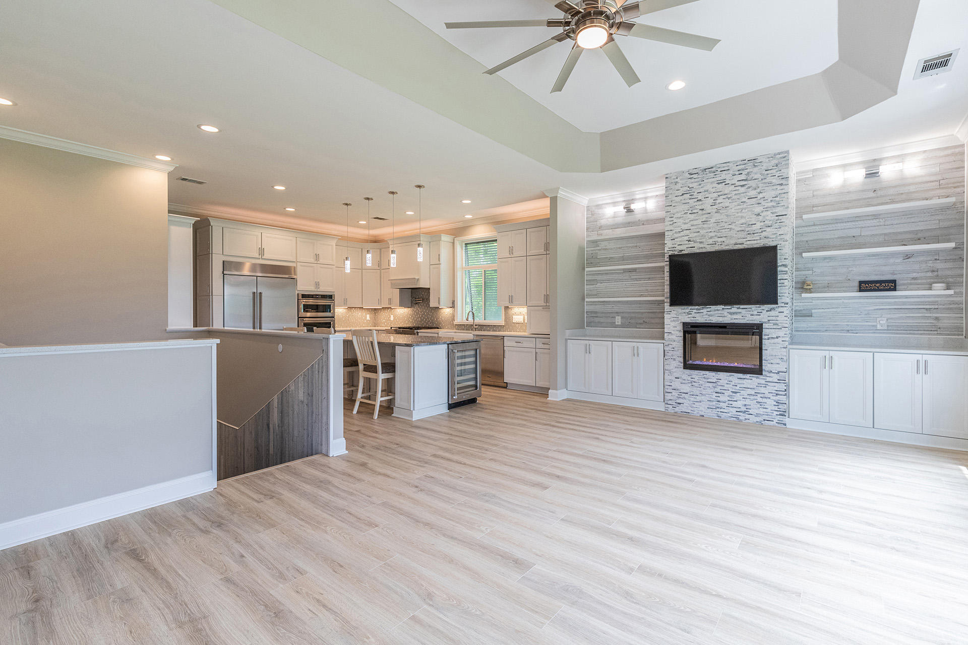 TIVOLI RIDGE - Residential