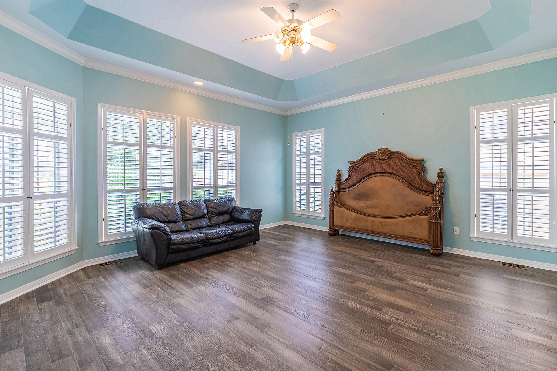 TIVOLI RIDGE - Residential