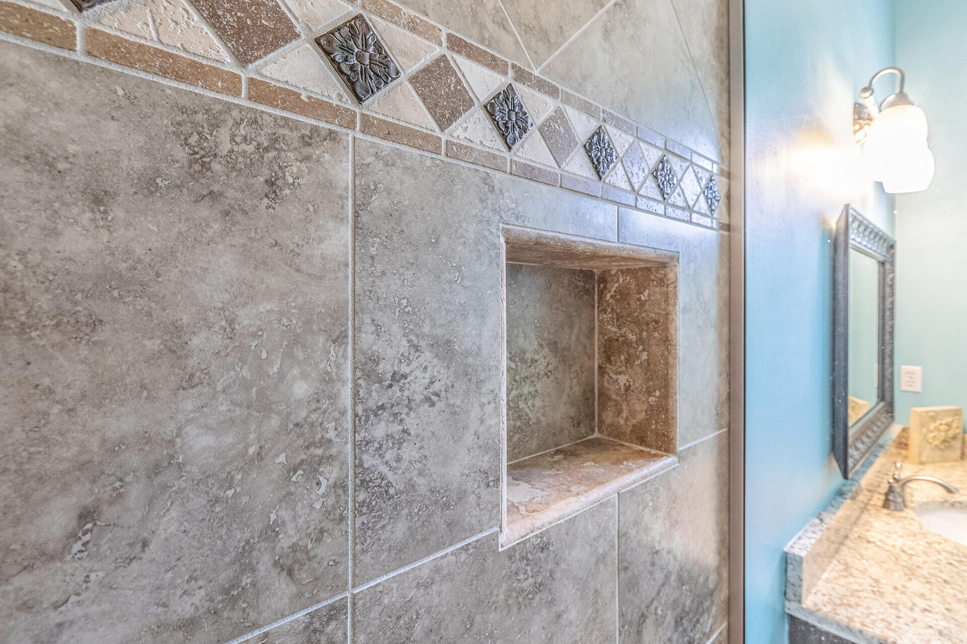 TIVOLI RIDGE - Residential