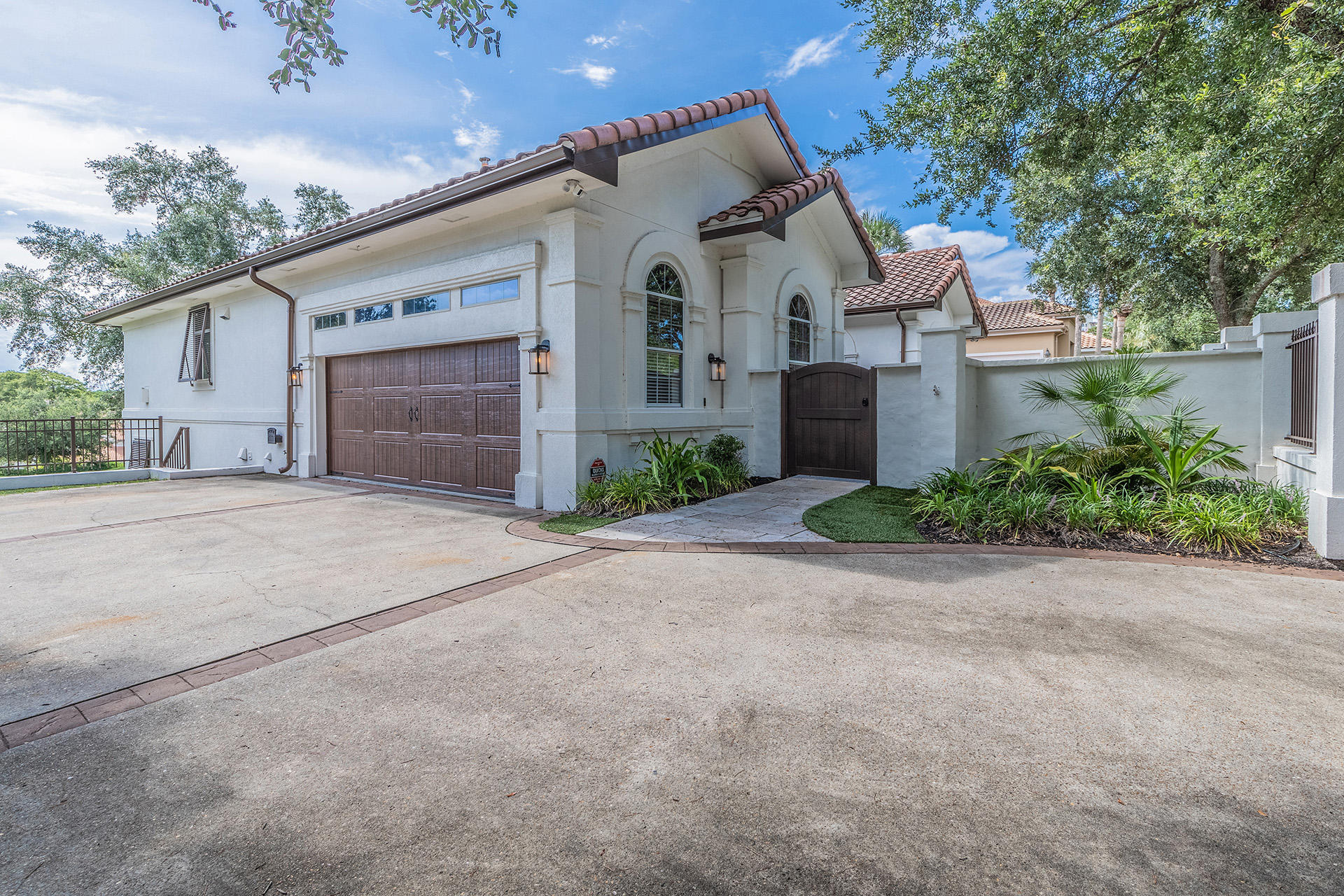 TIVOLI RIDGE - Residential