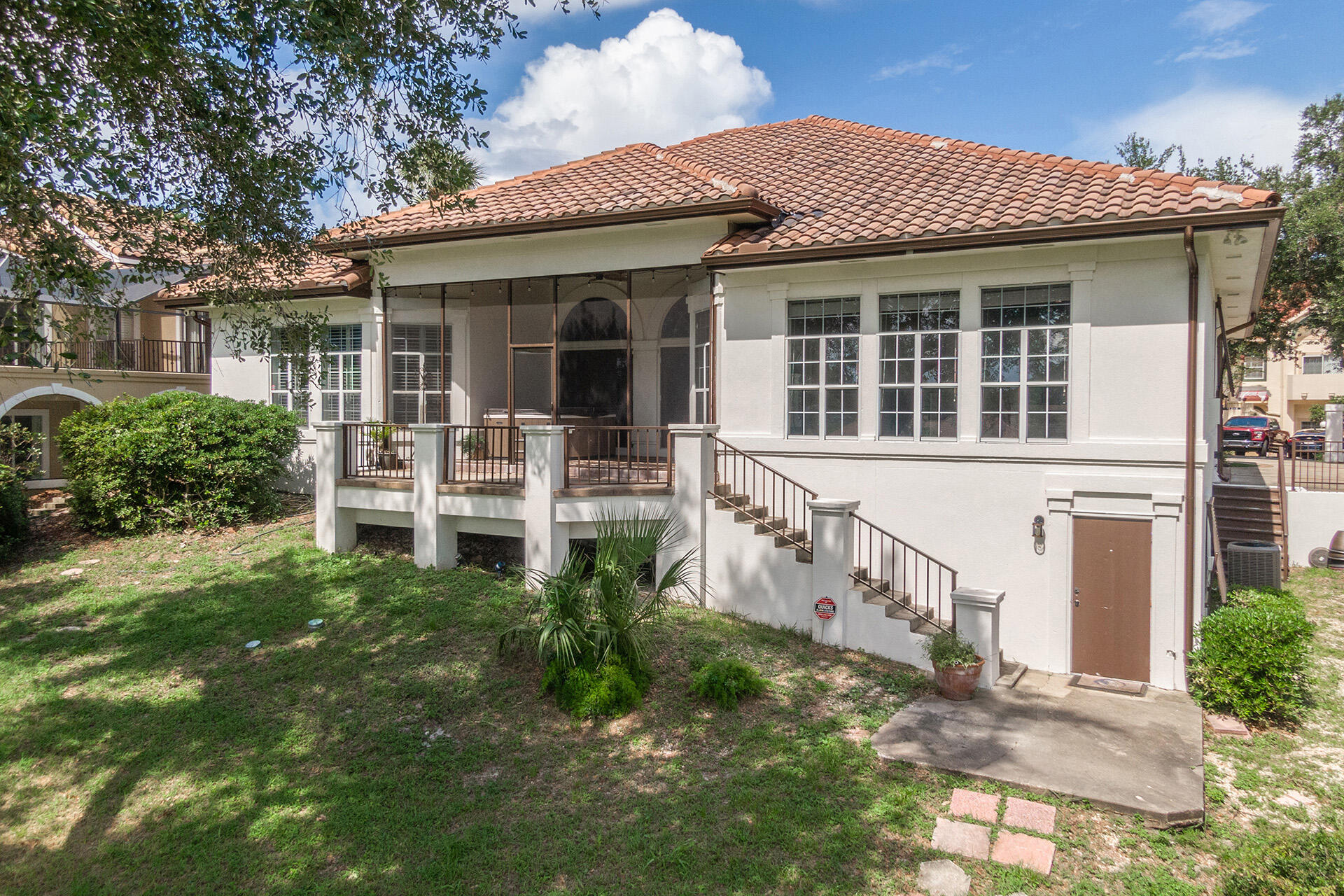 TIVOLI RIDGE - Residential