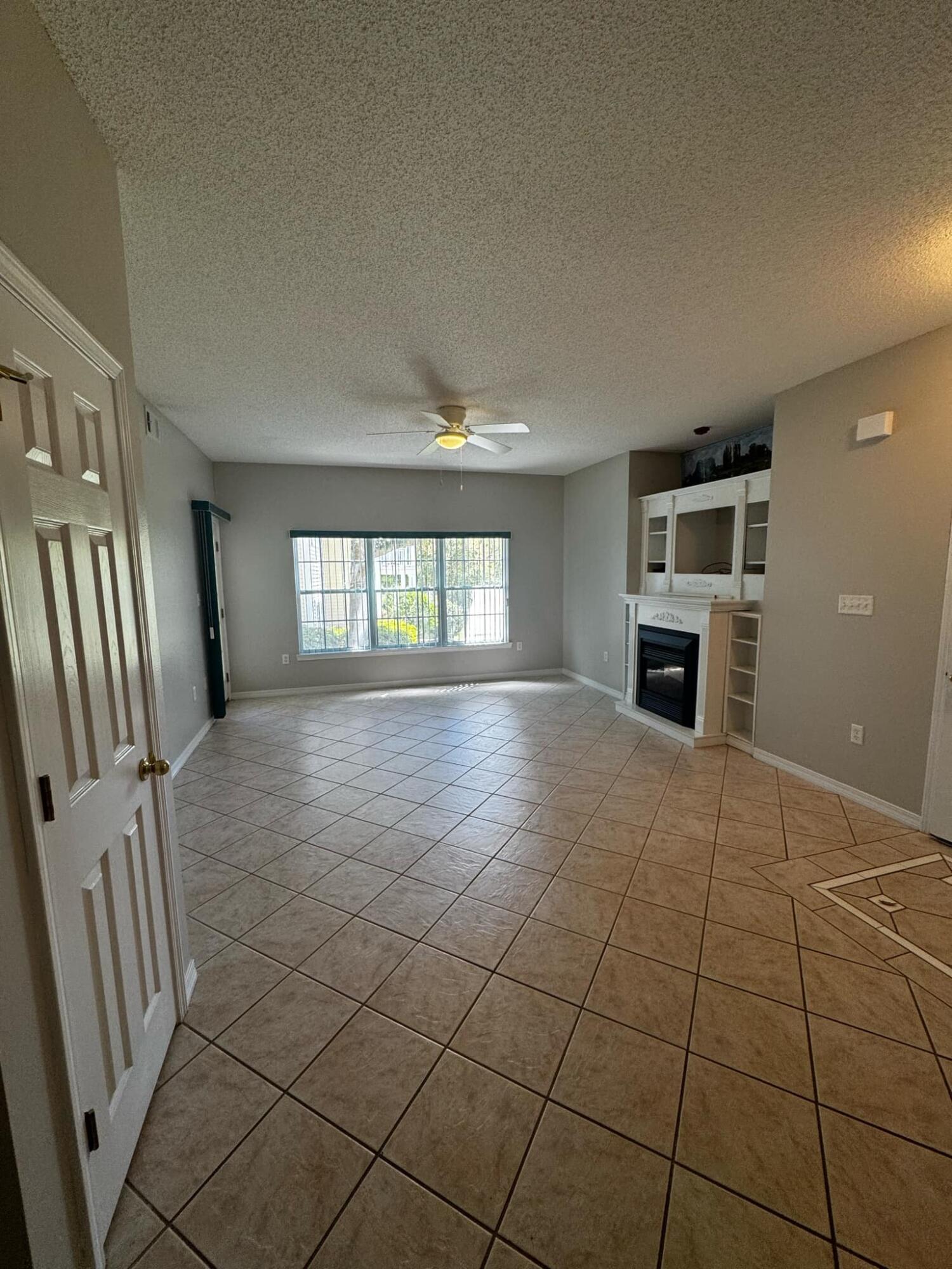 THE OAKS AT NICEVILLE PH III UNIT 159 - Residential Lease